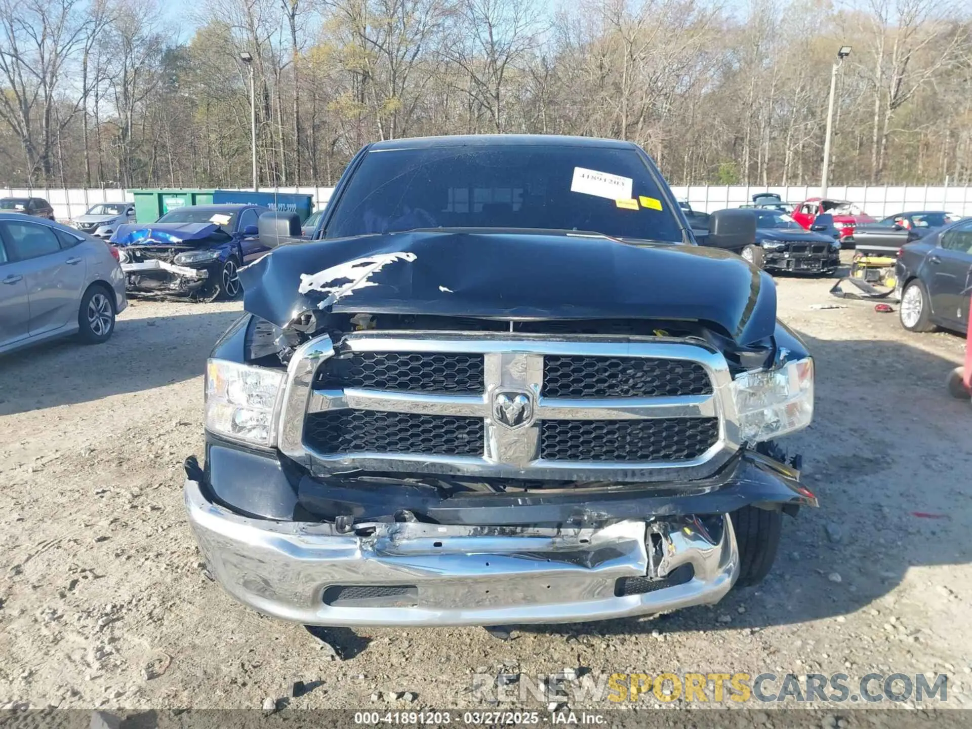 12 fotografías del automóvil dañado 1C6RR6TT9KS693607 RAM 1500 CLASSIC 2019