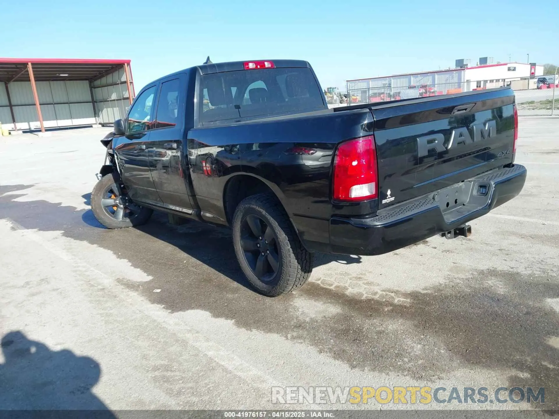 3 fotografías del automóvil dañado 1C6RR7FG1KS653364 RAM 1500 CLASSIC 2019