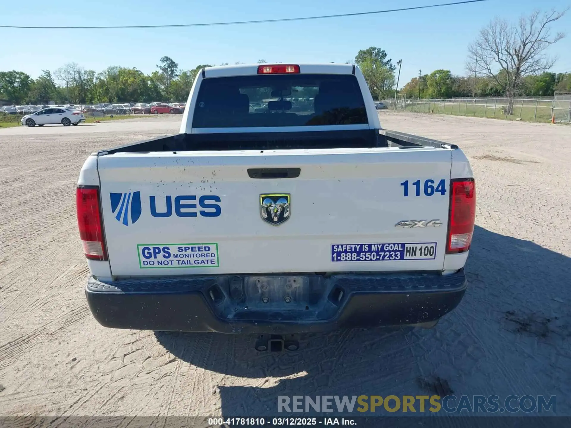 16 fotografías del automóvil dañado 1C6RR7FG3KS609852 RAM 1500 CLASSIC 2019