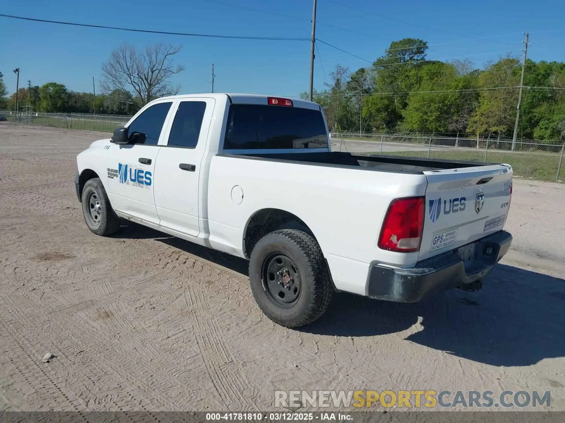 3 fotografías del automóvil dañado 1C6RR7FG3KS609852 RAM 1500 CLASSIC 2019