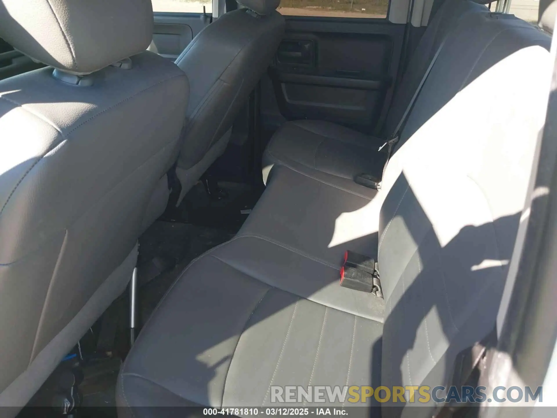 8 fotografías del automóvil dañado 1C6RR7FG3KS609852 RAM 1500 CLASSIC 2019
