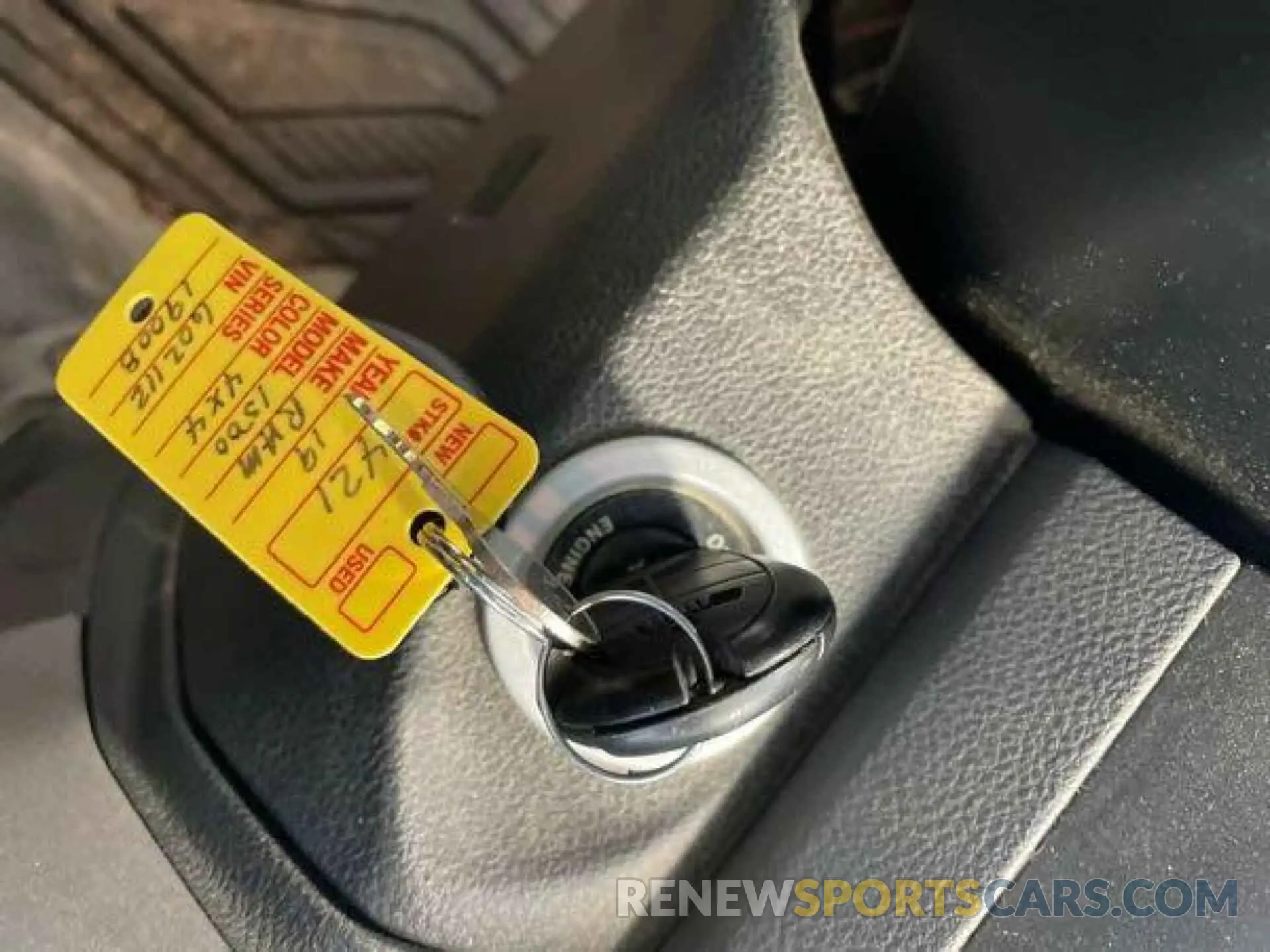 14 fotografías del automóvil dañado 1C6RR7FG5KS602112 RAM 1500 CLASSIC 2019