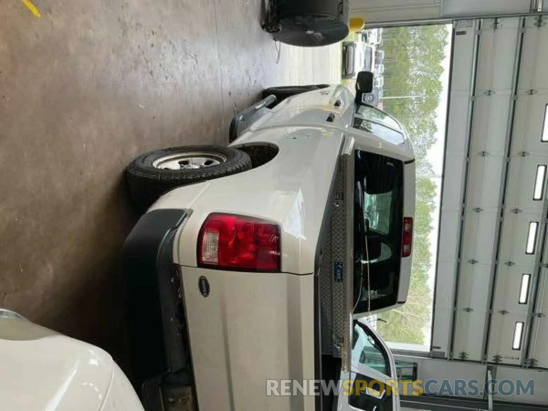 3 fotografías del automóvil dañado 1C6RR7FG5KS602112 RAM 1500 CLASSIC 2019