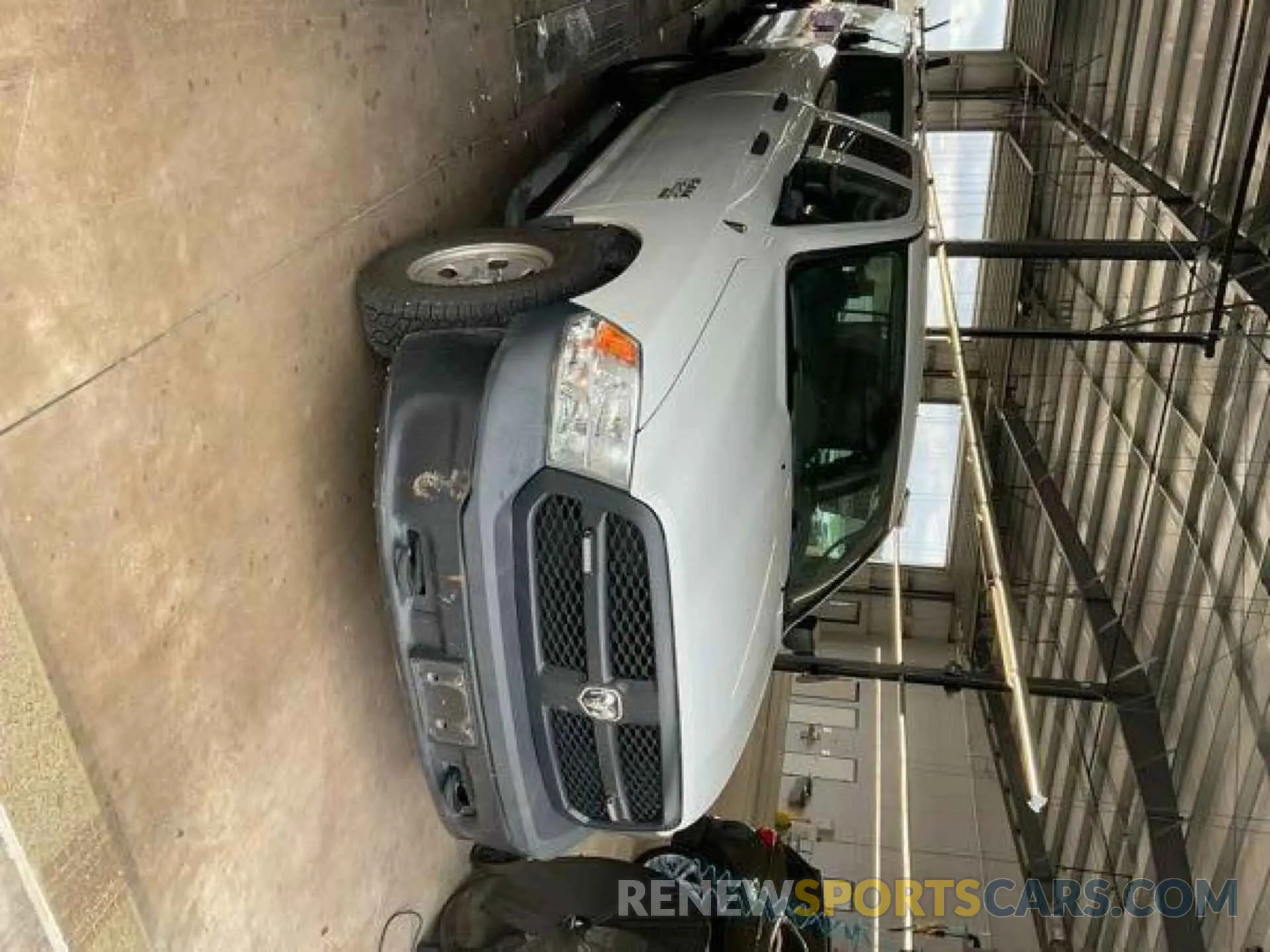 6 fotografías del automóvil dañado 1C6RR7FG5KS602112 RAM 1500 CLASSIC 2019