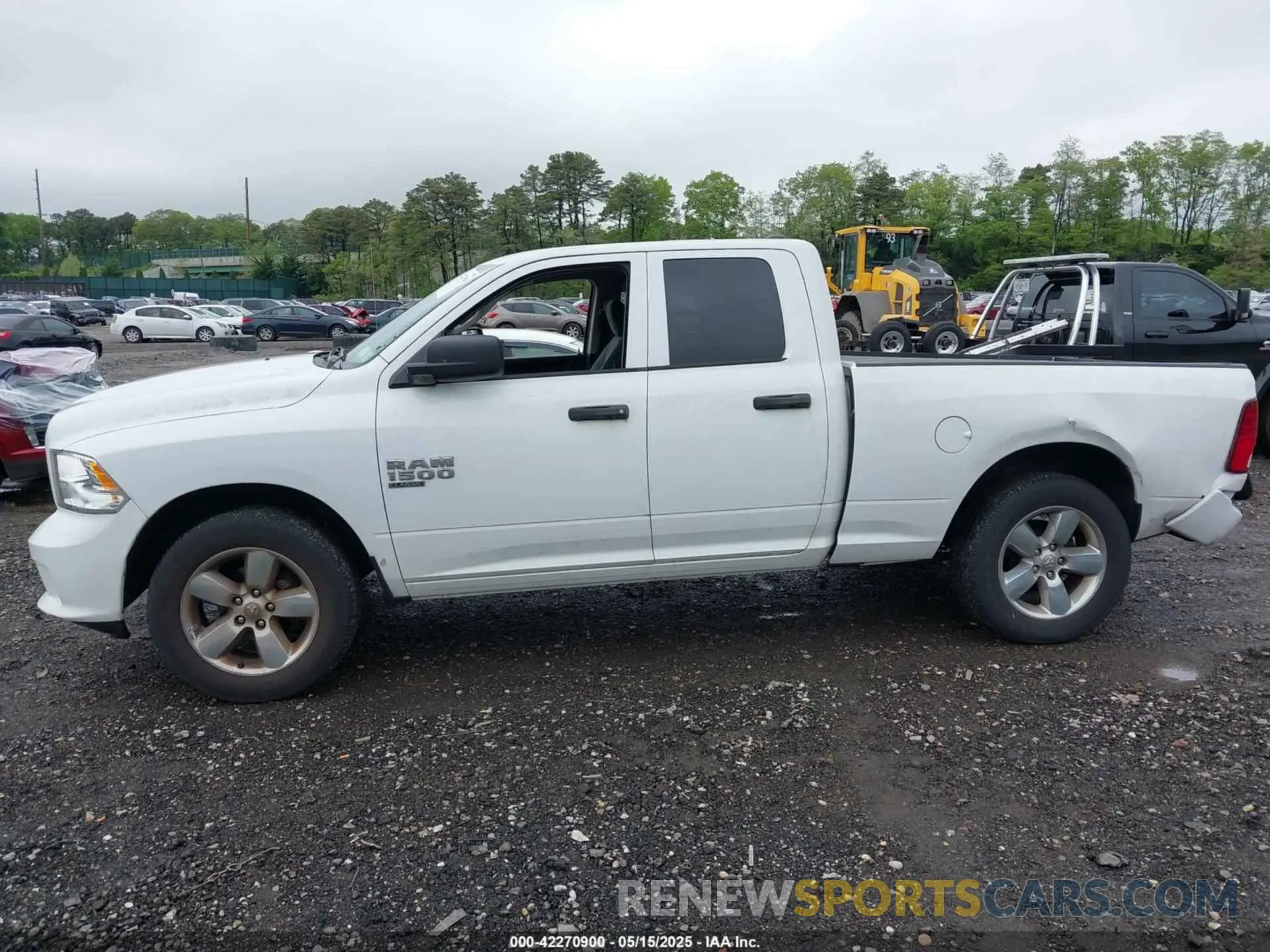 14 fotografías del automóvil dañado 1C6RR7FG5KS636714 RAM 1500 CLASSIC 2019