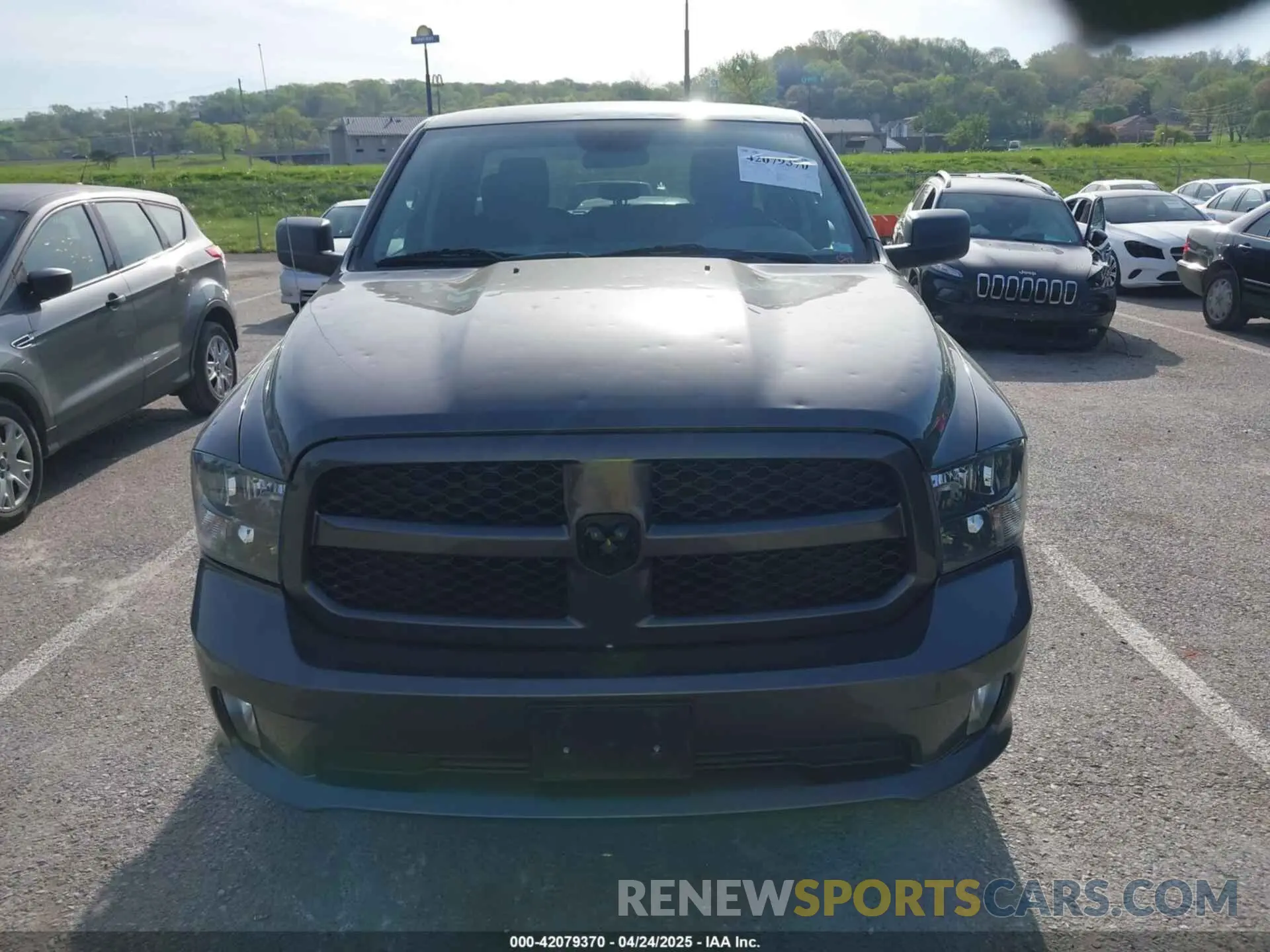 11 fotografías del automóvil dañado 1C6RR7FG9KS579417 RAM 1500 CLASSIC 2019