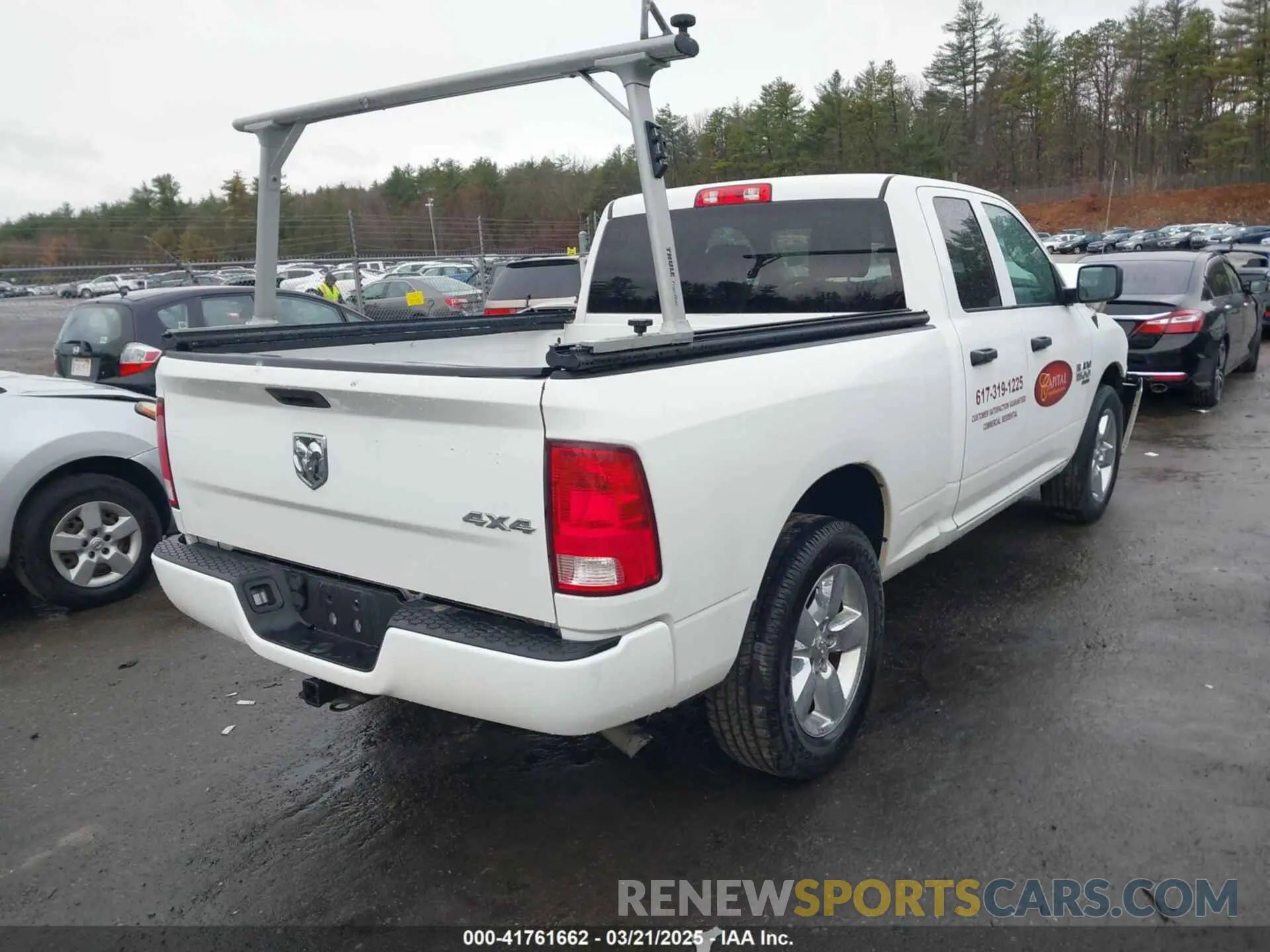 4 fotografías del automóvil dañado 1C6RR7FG9KS646937 RAM 1500 CLASSIC 2019