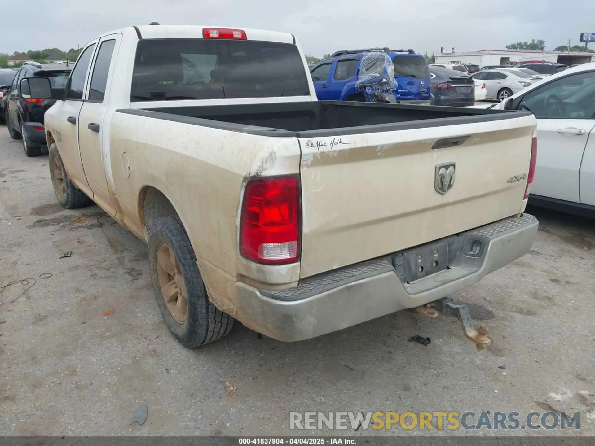 3 fotografías del automóvil dañado 1C6RR7FT5KS726409 RAM 1500 CLASSIC 2019