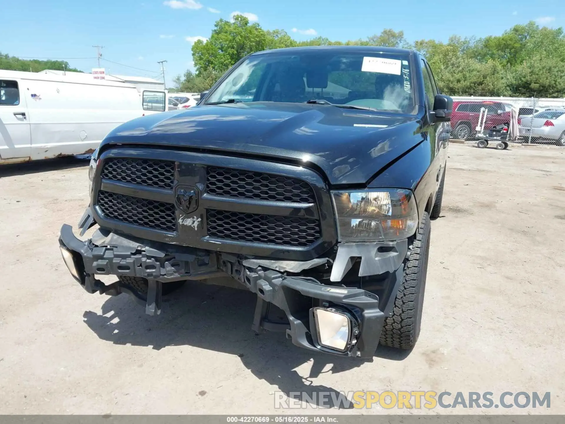 6 fotografías del automóvil dañado 1C6RR7FT6KS543228 RAM 1500 CLASSIC 2019
