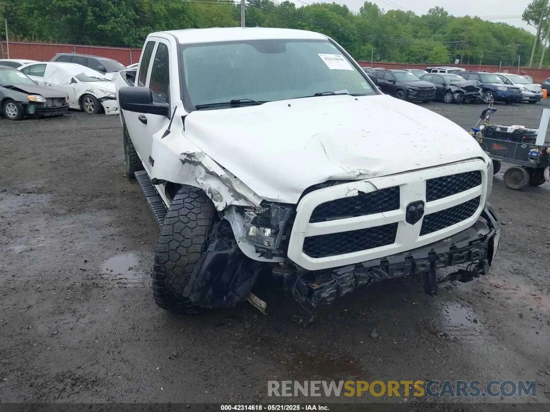17 fotografías del automóvil dañado 1C6RR7FT7KS626649 RAM 1500 CLASSIC 2019