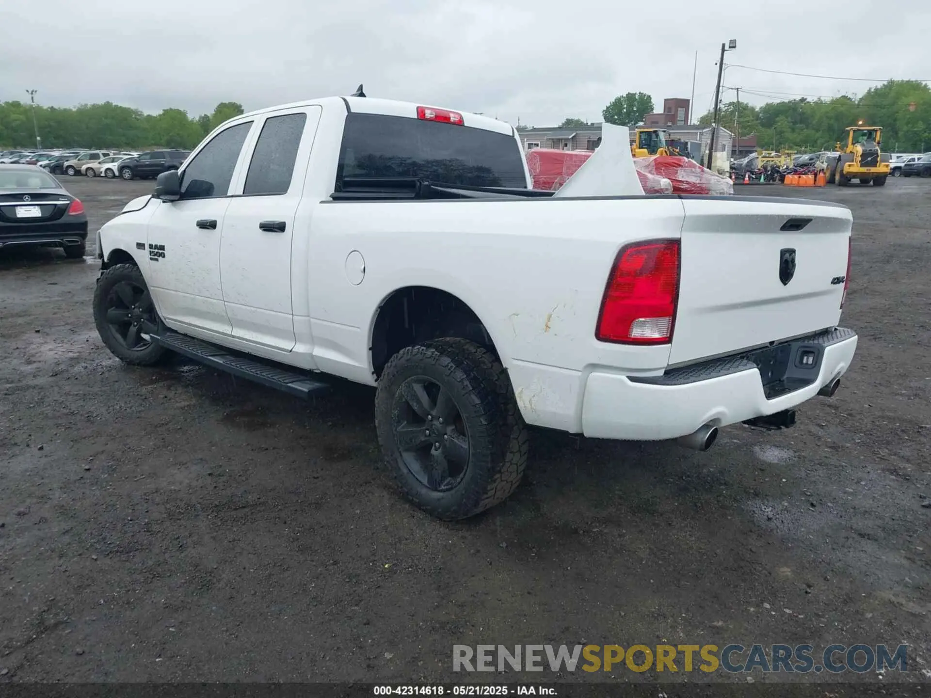 3 fotografías del automóvil dañado 1C6RR7FT7KS626649 RAM 1500 CLASSIC 2019