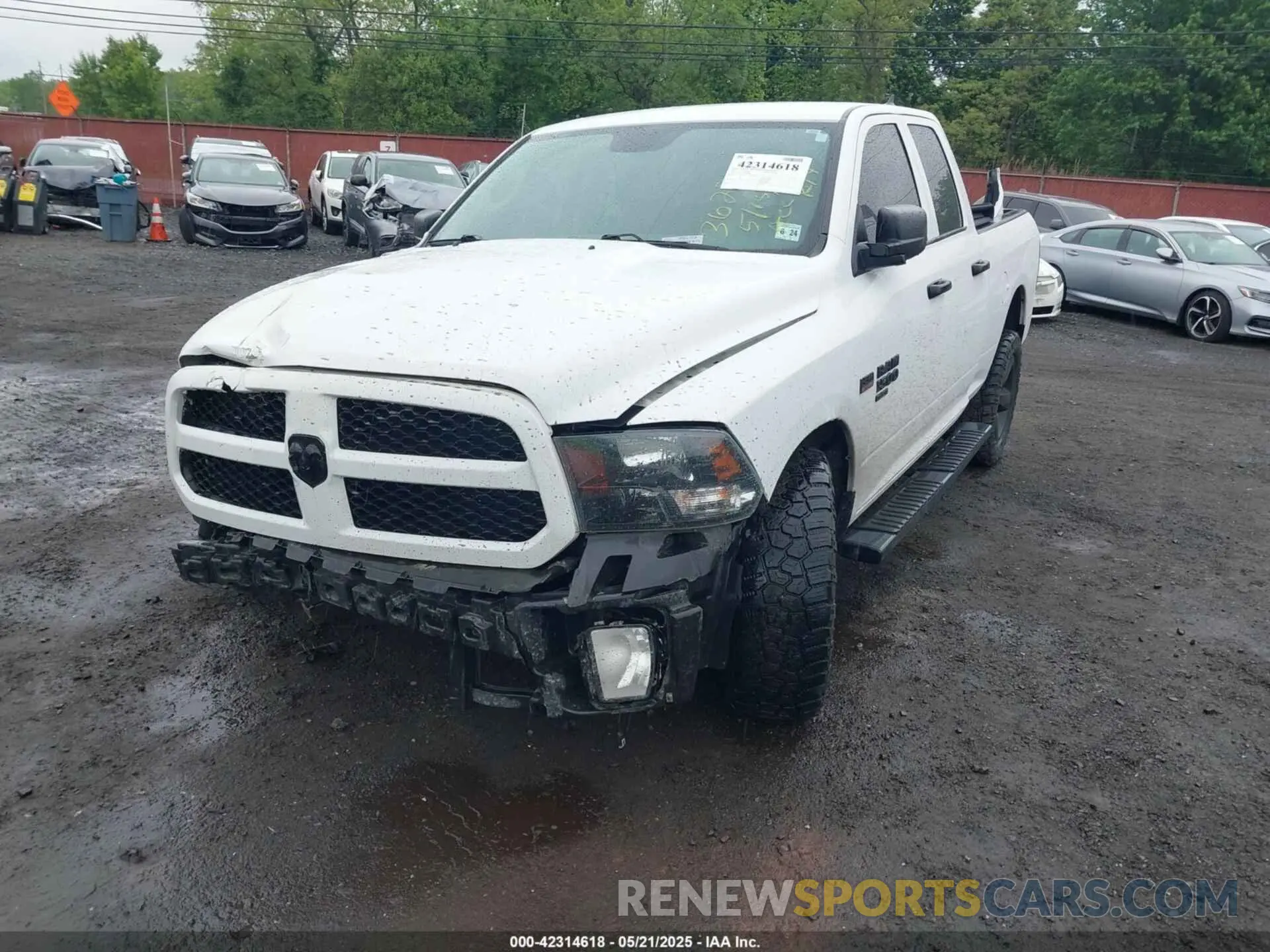 6 fotografías del automóvil dañado 1C6RR7FT7KS626649 RAM 1500 CLASSIC 2019