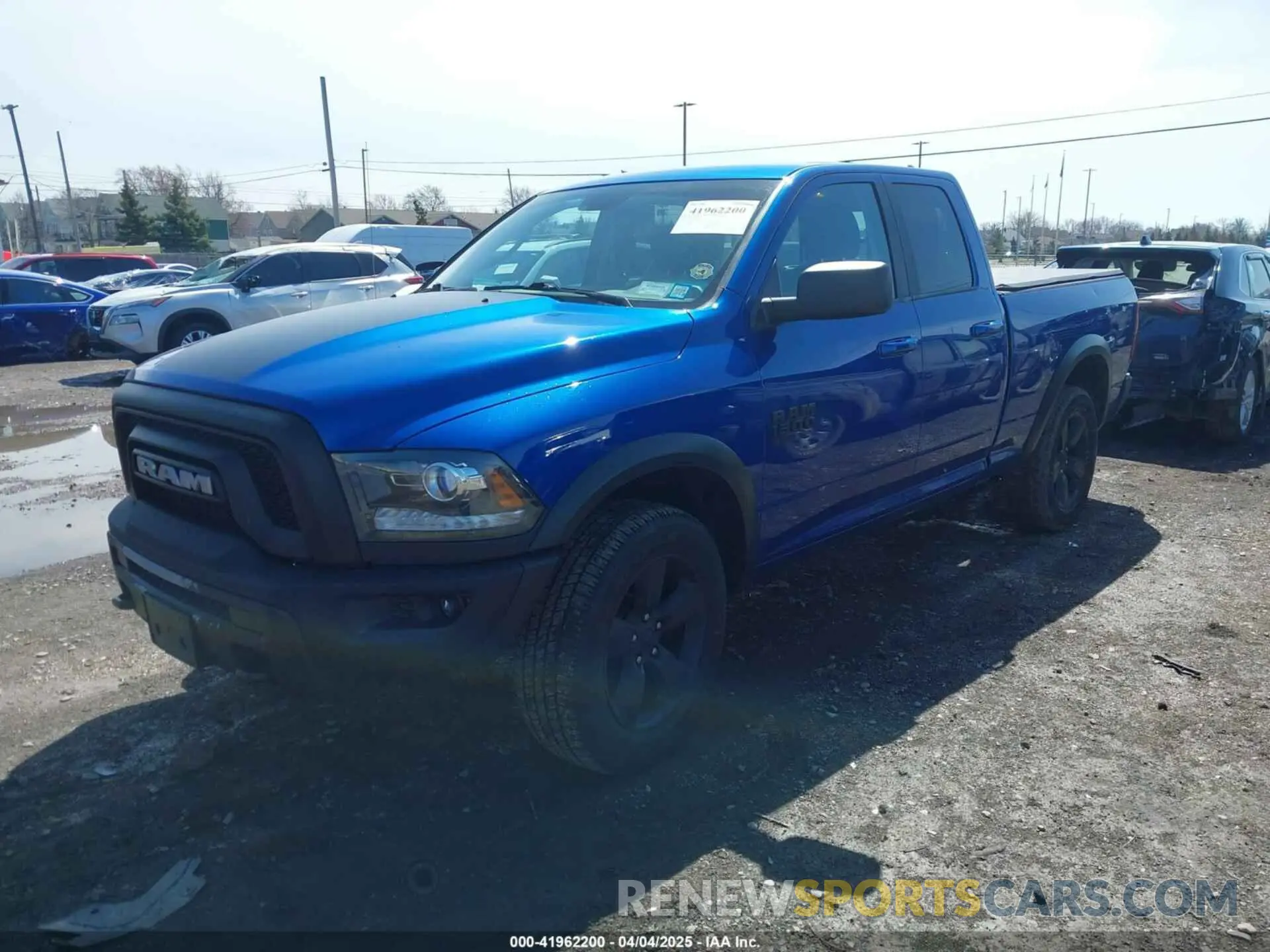 2 fotografías del automóvil dañado 1C6RR7GG1KS666467 RAM 1500 CLASSIC 2019