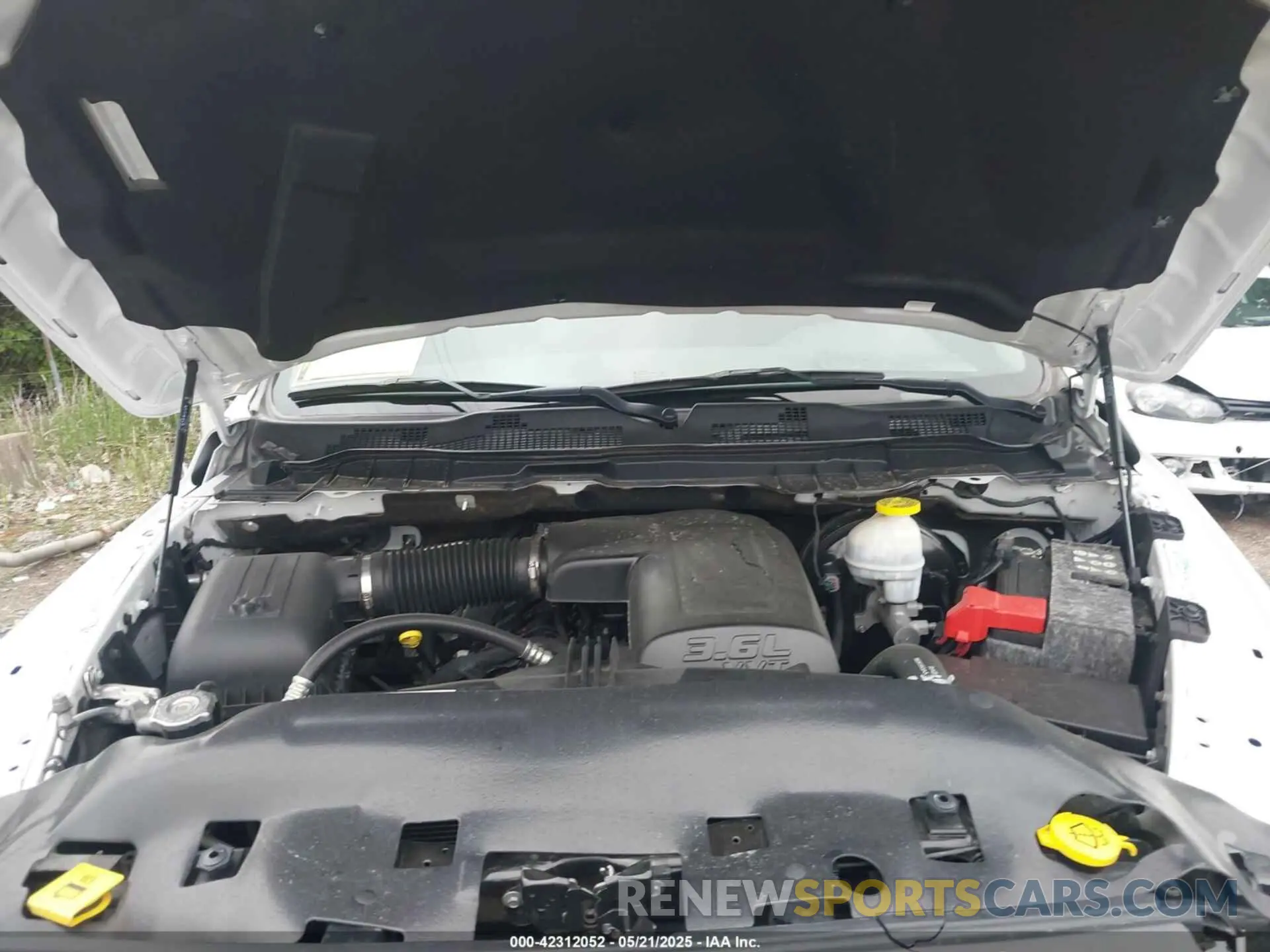 10 fotografías del automóvil dañado 1C6RR7GGXKS616991 RAM 1500 CLASSIC 2019
