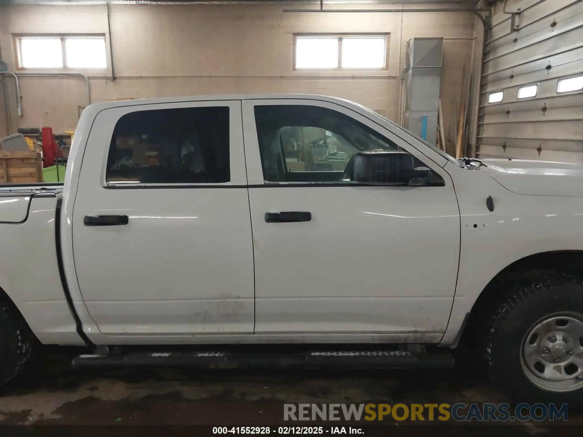 13 fotografías del automóvil dañado 1C6RR7KTXKS677570 RAM 1500 CLASSIC 2019