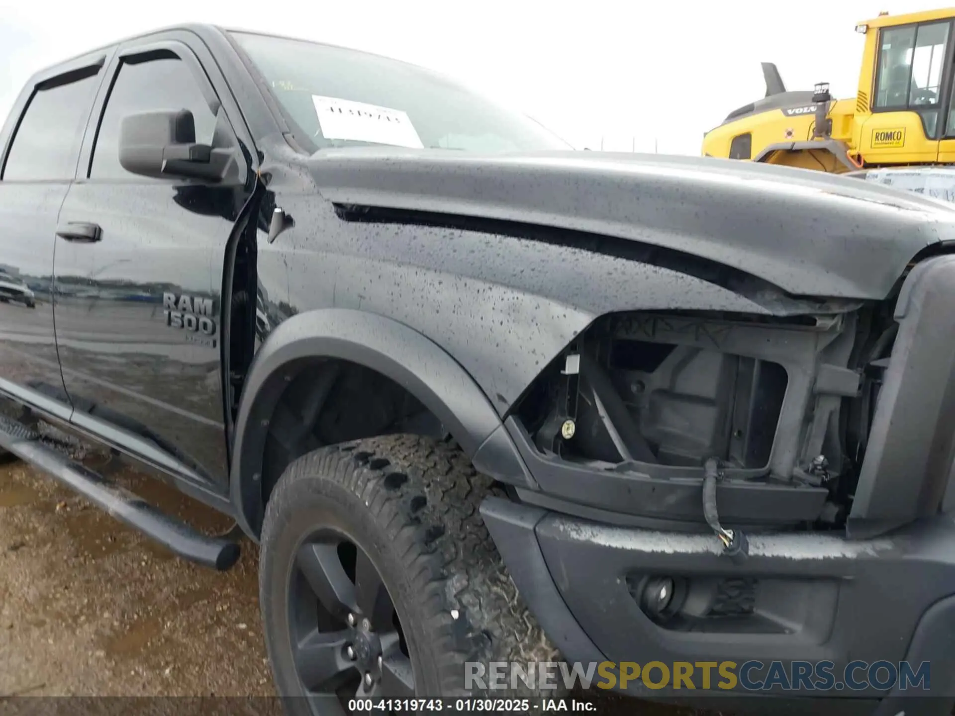 19 fotografías del automóvil dañado 1C6RR7LG8KS717307 RAM 1500 CLASSIC 2019