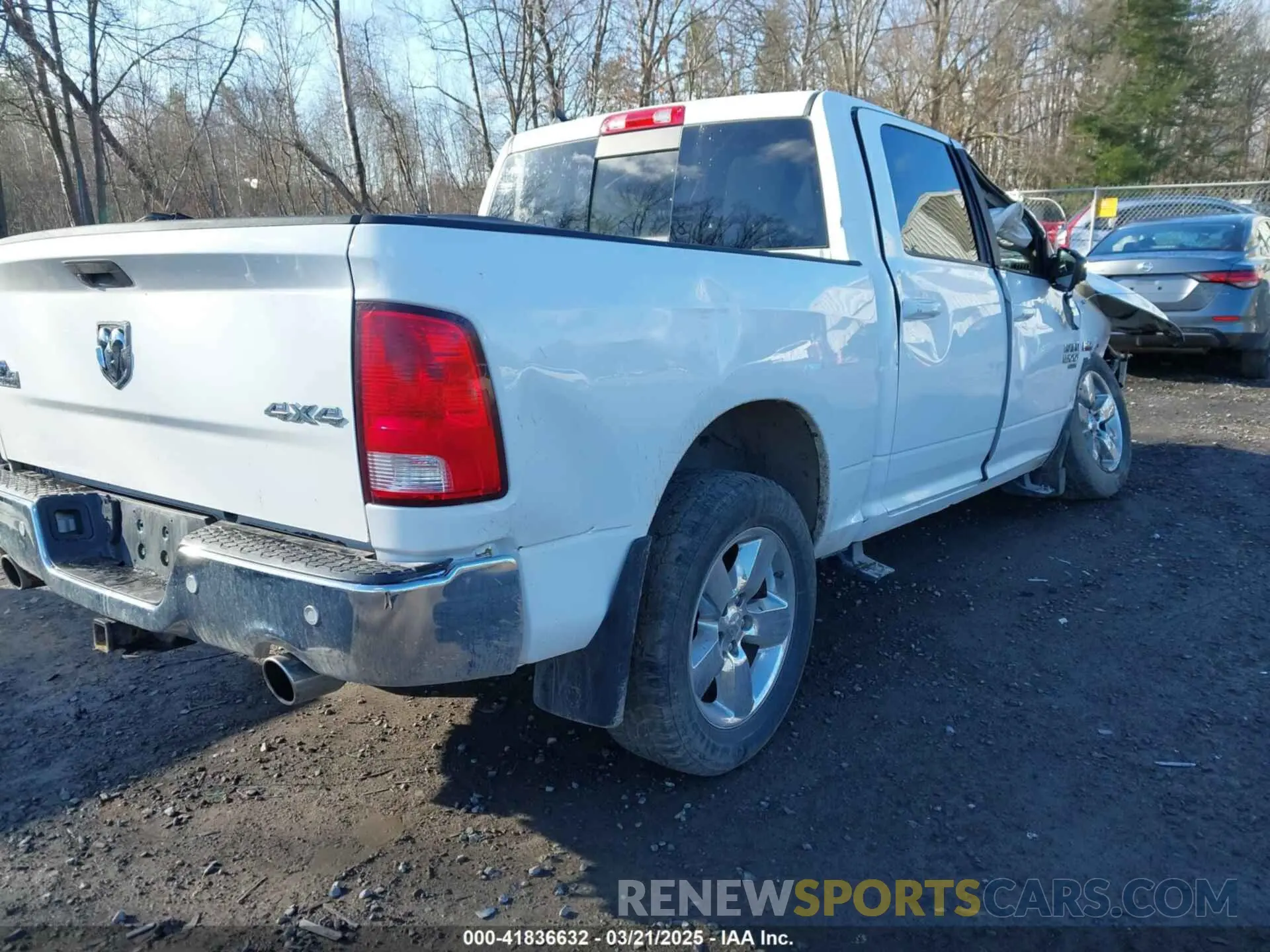 4 fotografías del automóvil dañado 1C6RR7LT2KS558085 RAM 1500 CLASSIC 2019