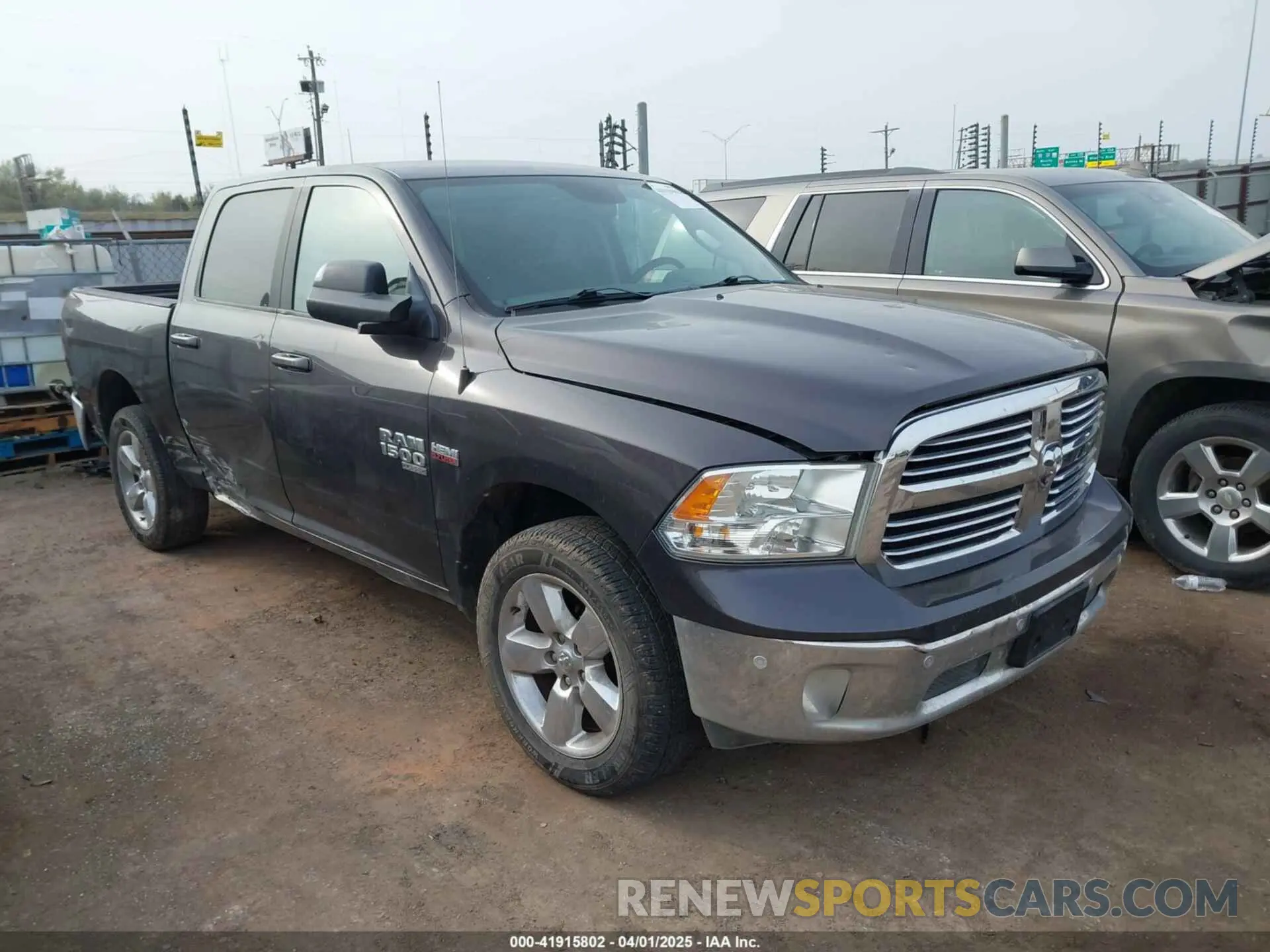 1 fotografías del automóvil dañado 1C6RR7LT5KS533875 RAM 1500 CLASSIC 2019