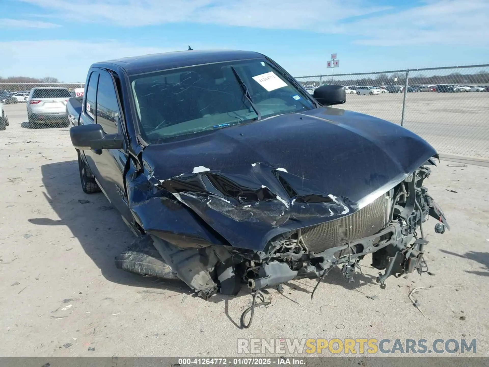 1 fotografías del automóvil dañado 1C6RR7LT6KS534632 RAM 1500 CLASSIC 2019