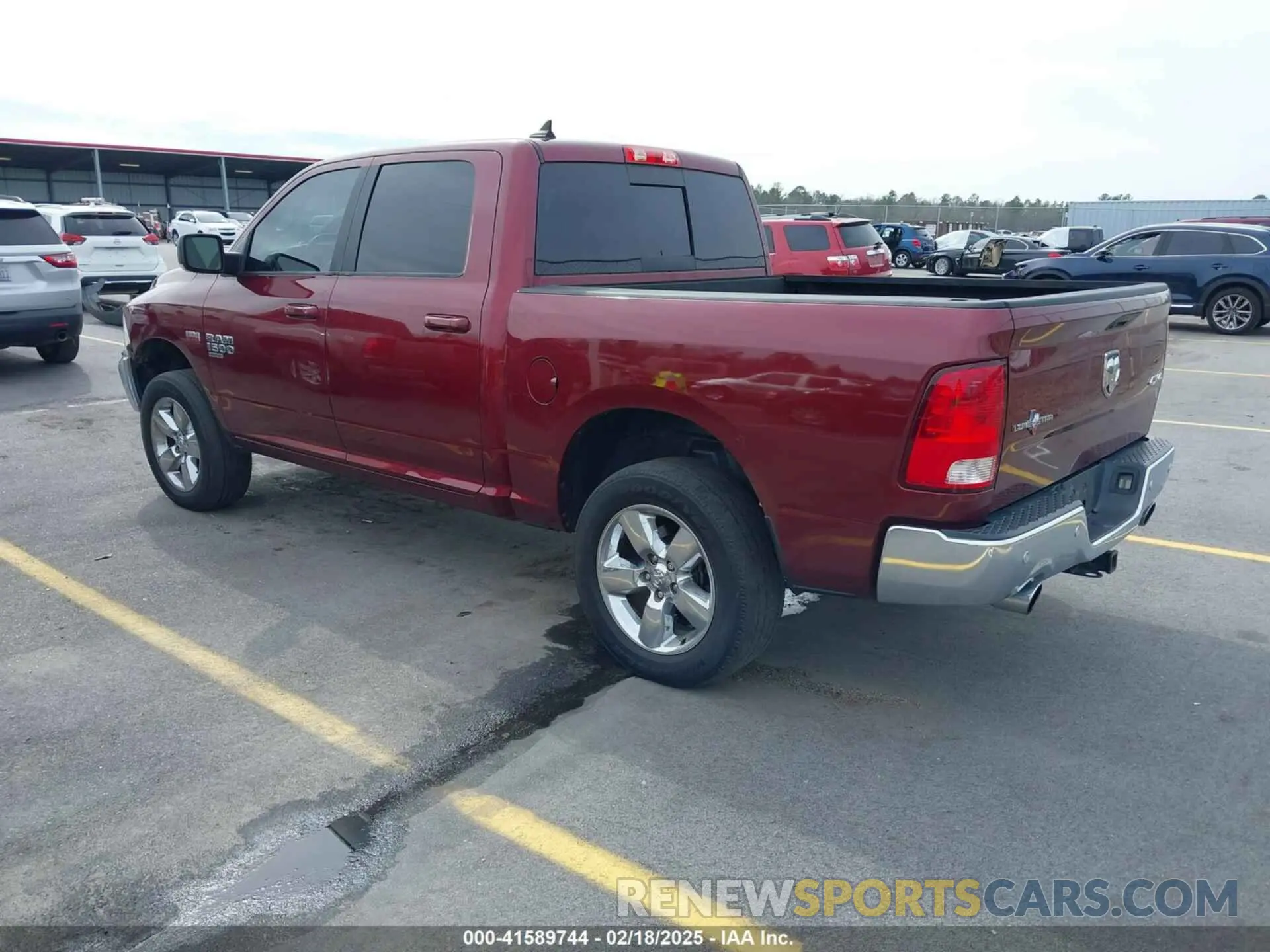 3 fotografías del automóvil dañado 1C6RR7LT6KS623925 RAM 1500 CLASSIC 2019