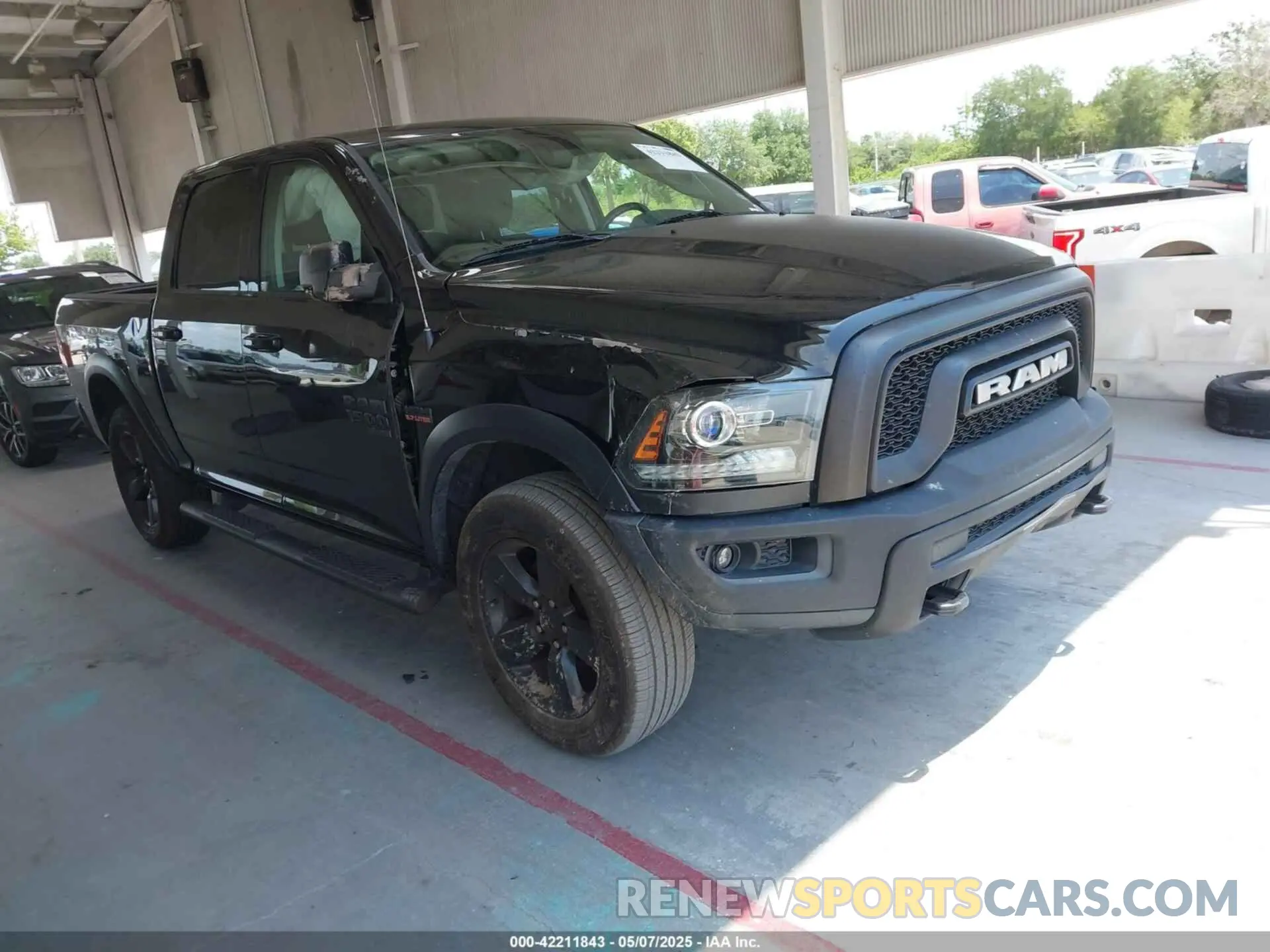 1 fotografías del automóvil dañado 1C6RR7LT7KS665780 RAM 1500 CLASSIC 2019