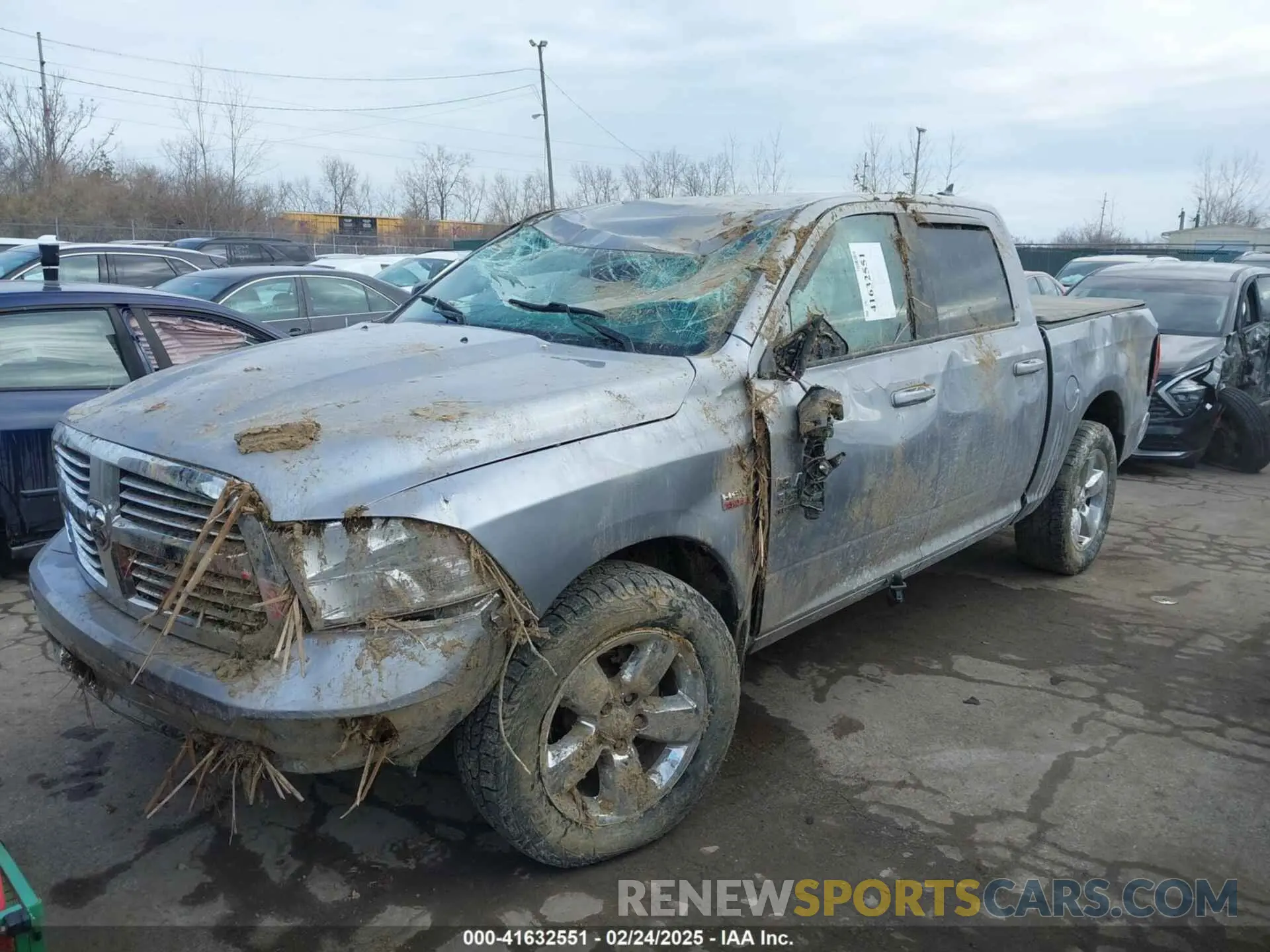 6 fotografías del automóvil dañado 1C6RR7LT7KS689674 RAM 1500 CLASSIC 2019