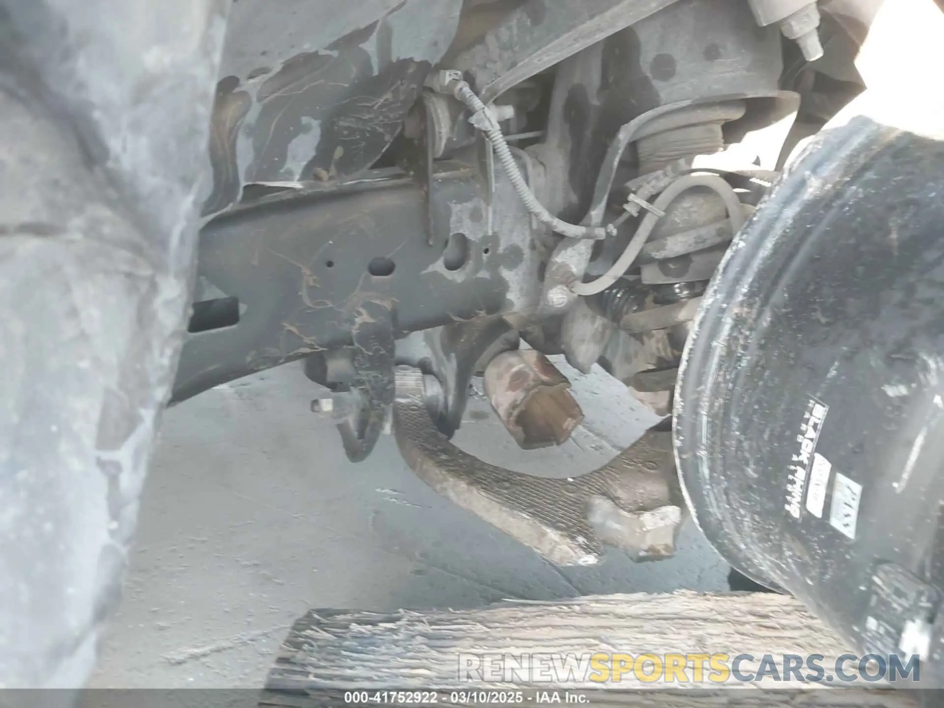 21 fotografías del automóvil dañado 1C6RR7LT9KS527190 RAM 1500 CLASSIC 2019