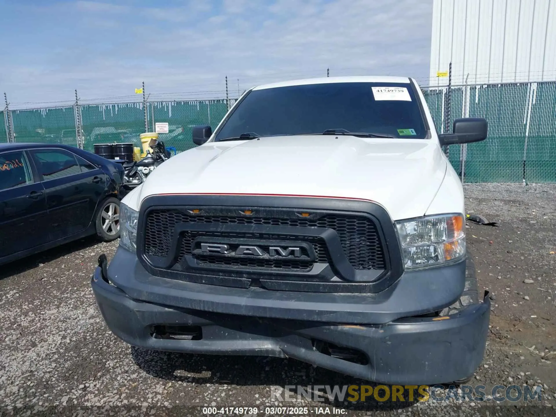 12 fotografías del automóvil dañado 1C6RR7ST2KS731153 RAM 1500 CLASSIC 2019