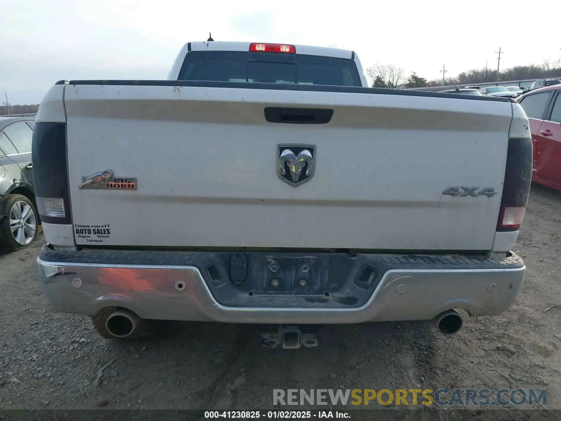 17 fotografías del automóvil dañado 1C6RR7TT1KS513056 RAM 1500 CLASSIC 2019