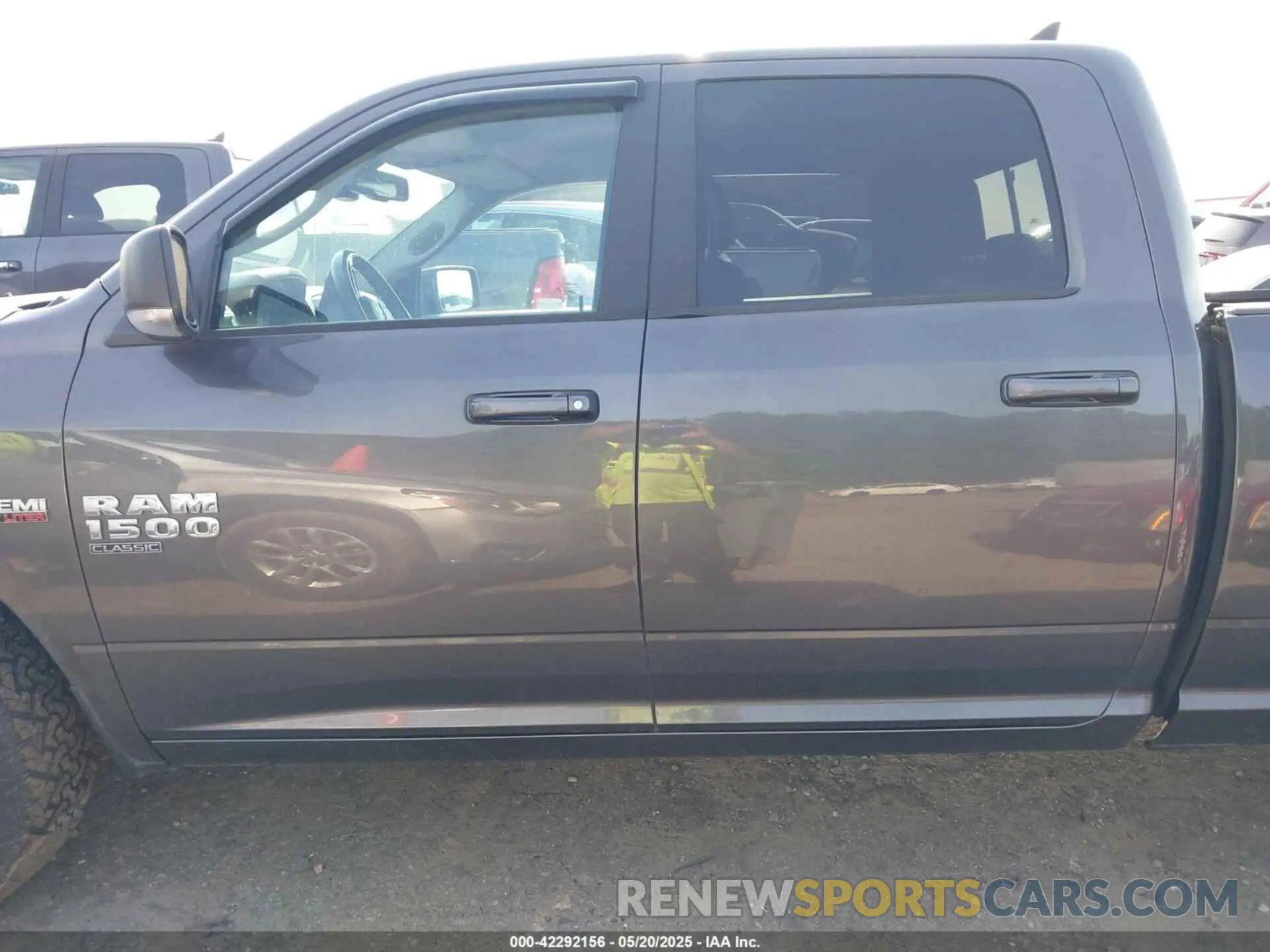 14 fotografías del automóvil dañado 1C6RR7TT2KS648286 RAM 1500 CLASSIC 2019