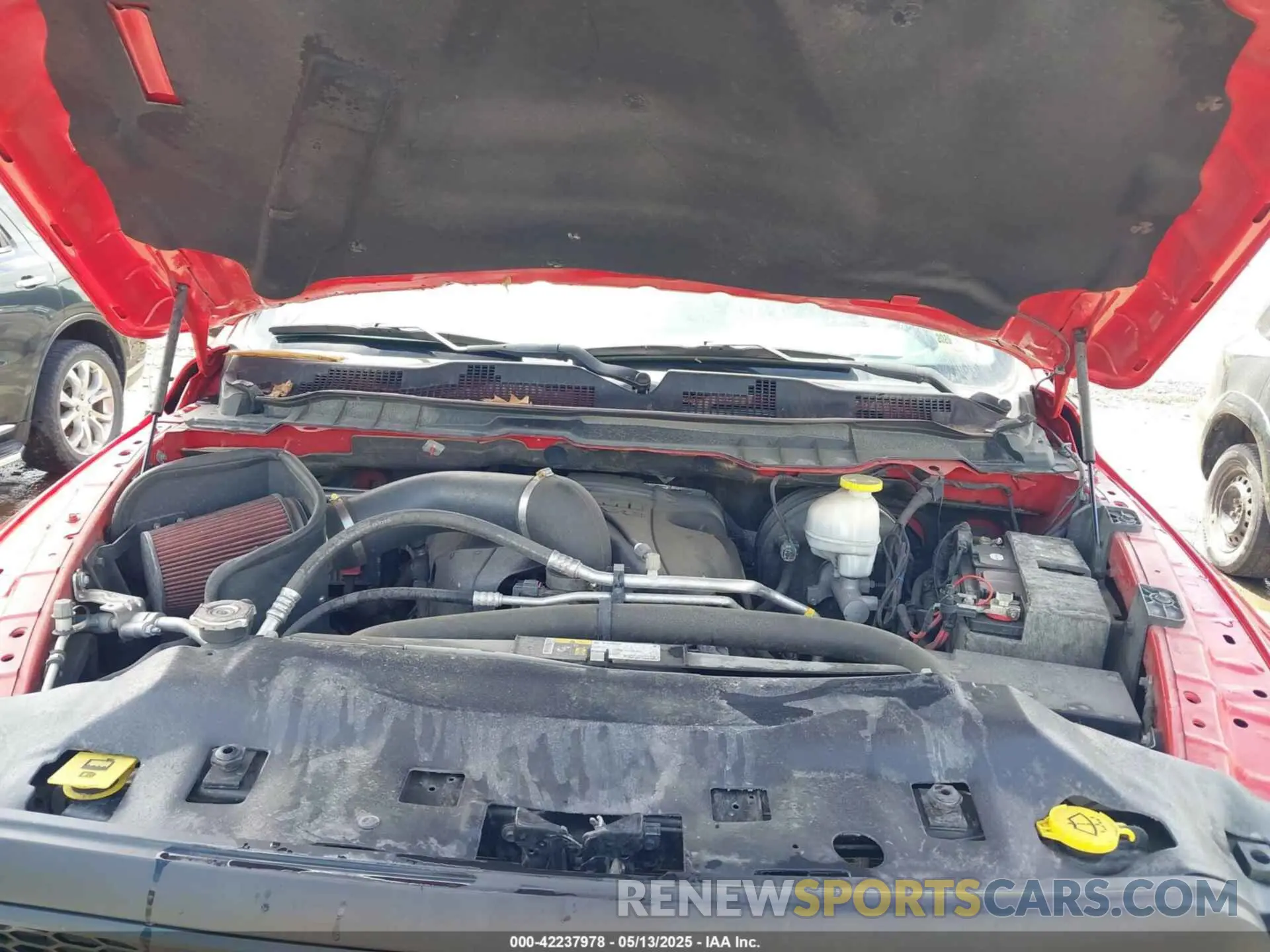 10 fotografías del automóvil dañado 1C6RR7TT7KS516706 RAM 1500 CLASSIC 2019