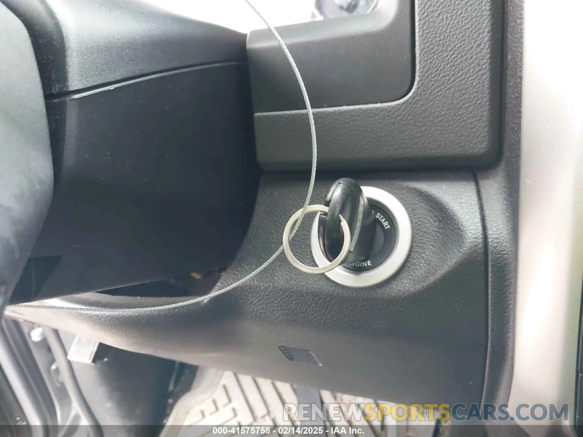 11 fotografías del automóvil dañado 1C6RR7TT8KS702867 RAM 1500 CLASSIC 2019