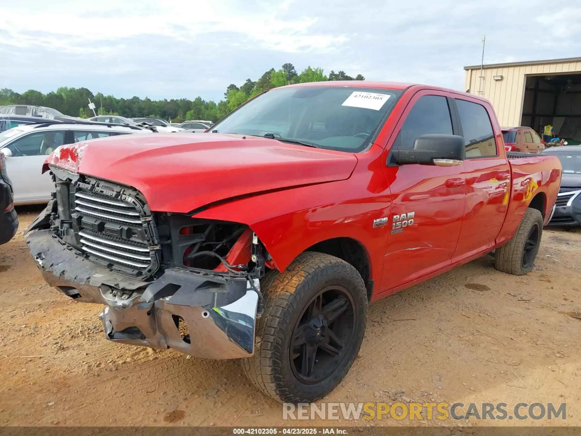 2 fotografías del automóvil dañado 1C6RR7TTXKS576155 RAM 1500 CLASSIC 2019