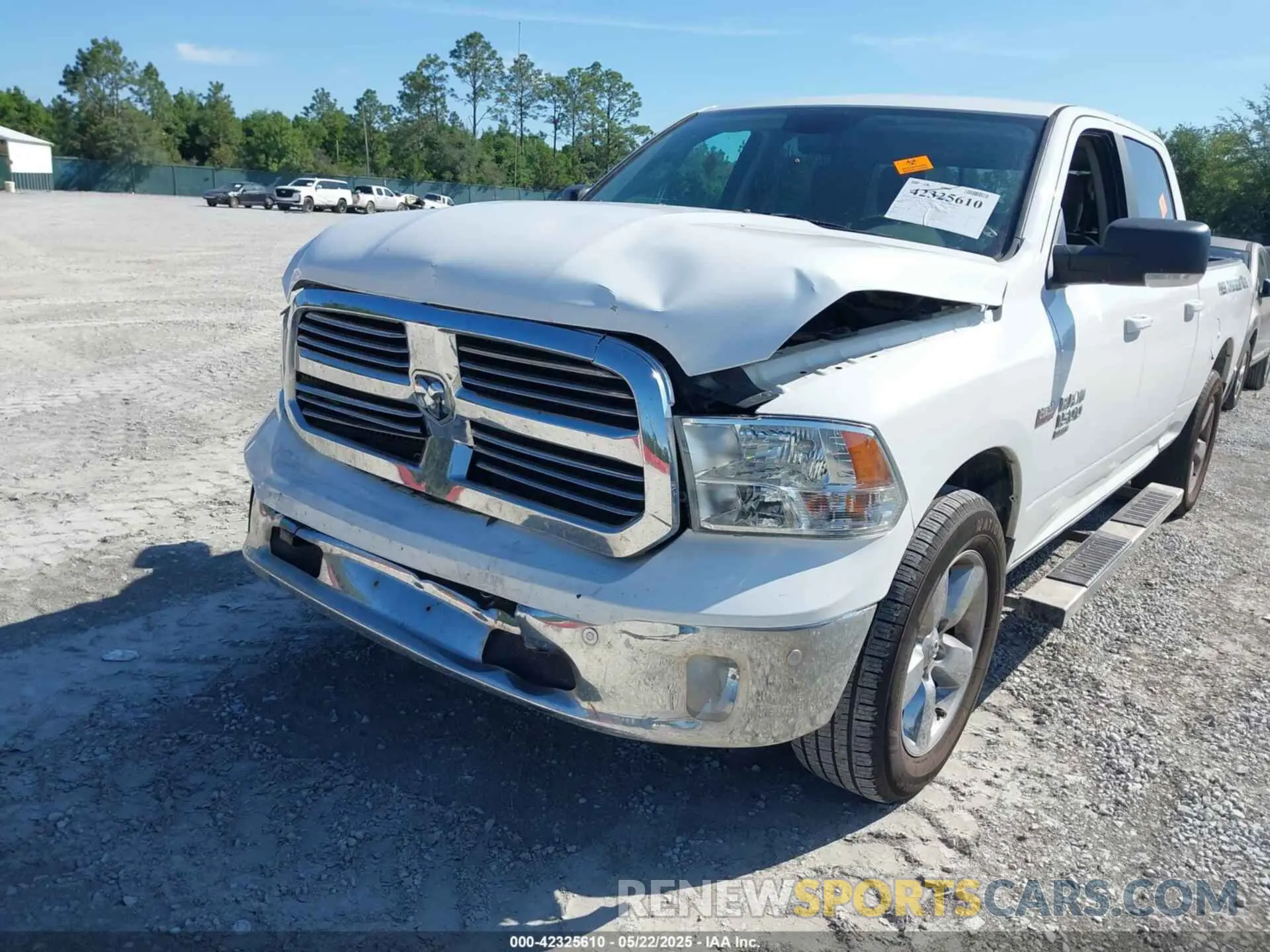 6 fotografías del automóvil dañado 1C6RR7TTXKS724370 RAM 1500 CLASSIC 2019