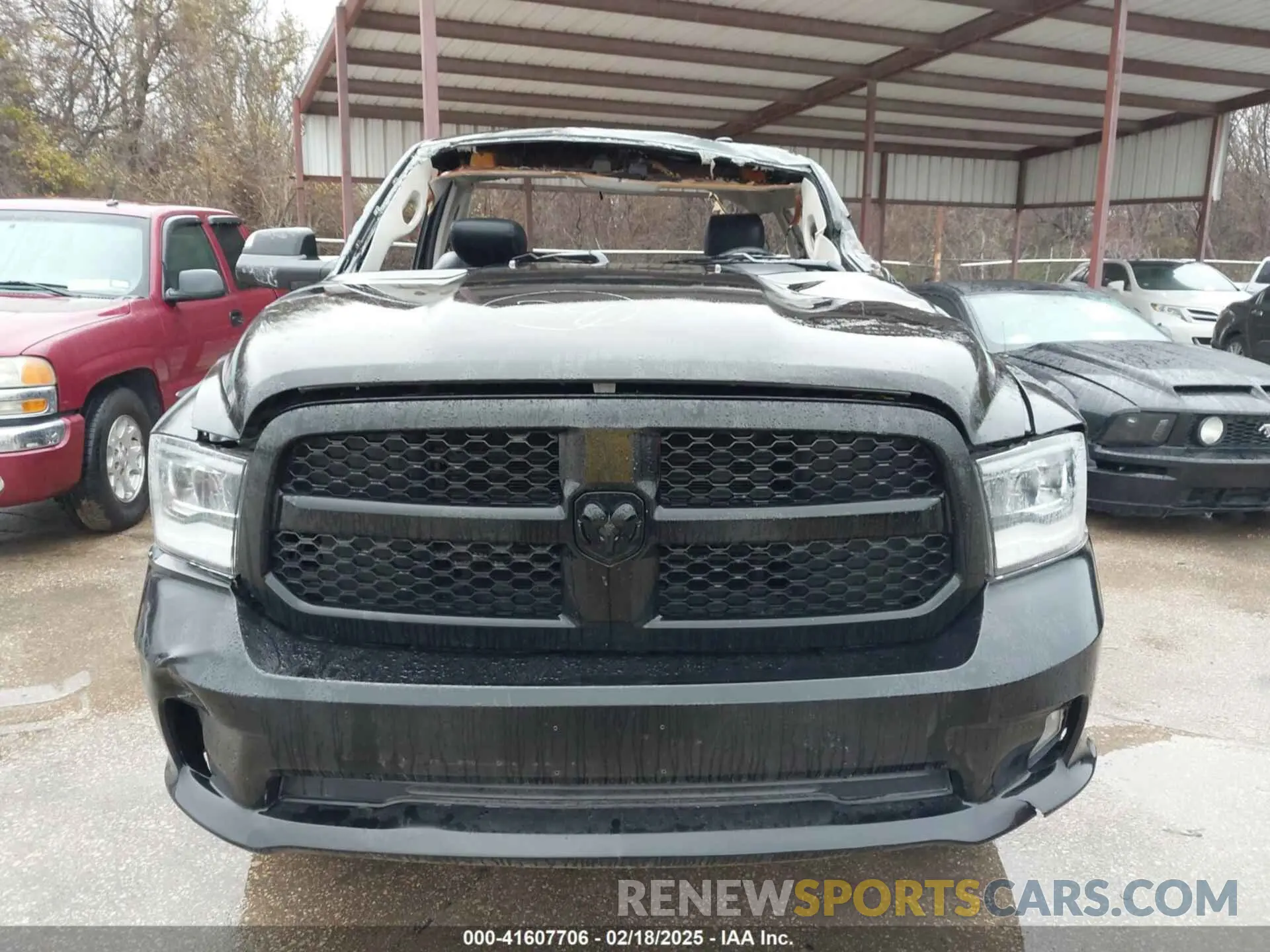 12 fotografías del automóvil dañado 3C6JR6ATXKG500694 RAM 1500 CLASSIC 2019