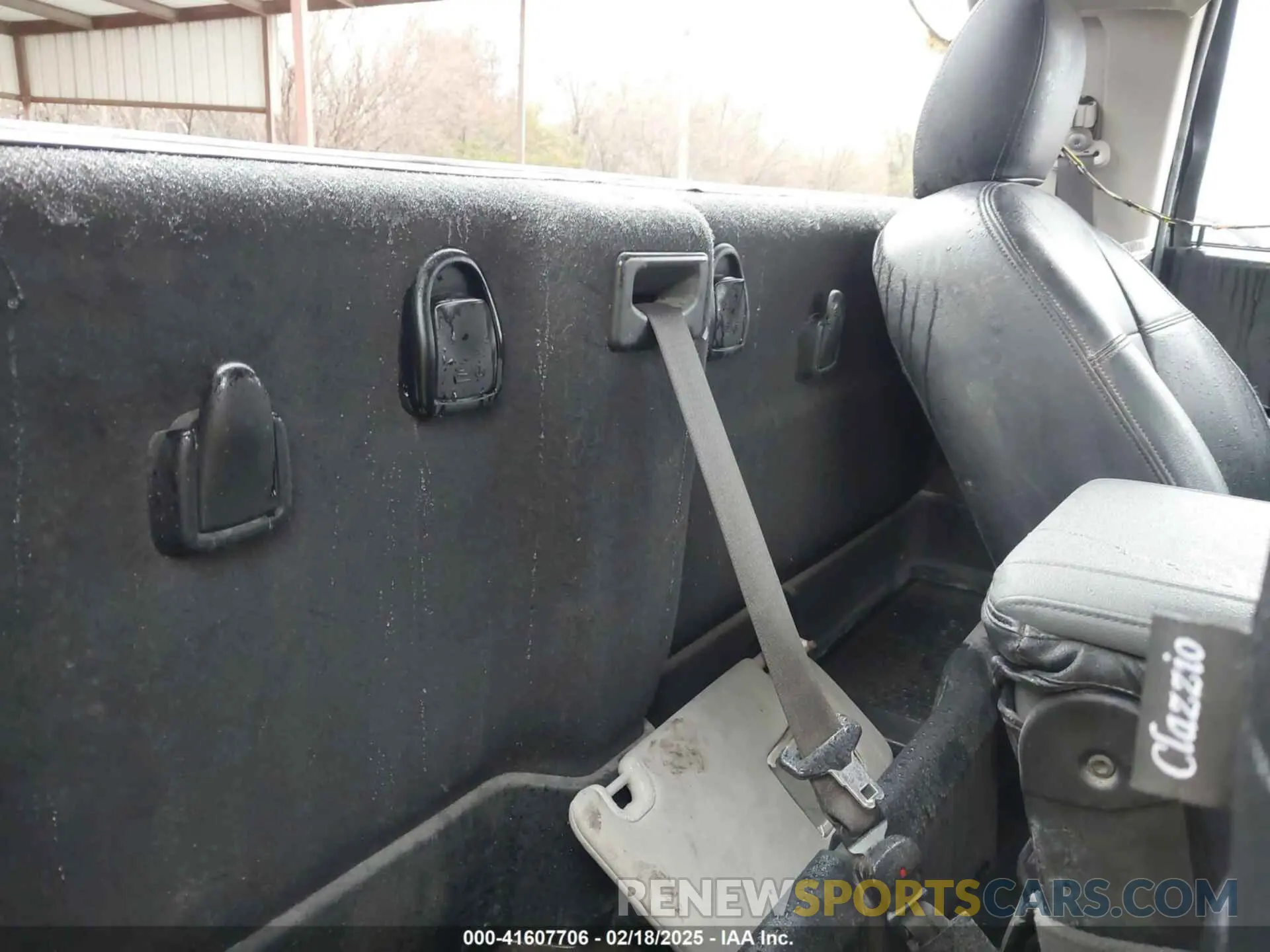 8 fotografías del automóvil dañado 3C6JR6ATXKG500694 RAM 1500 CLASSIC 2019