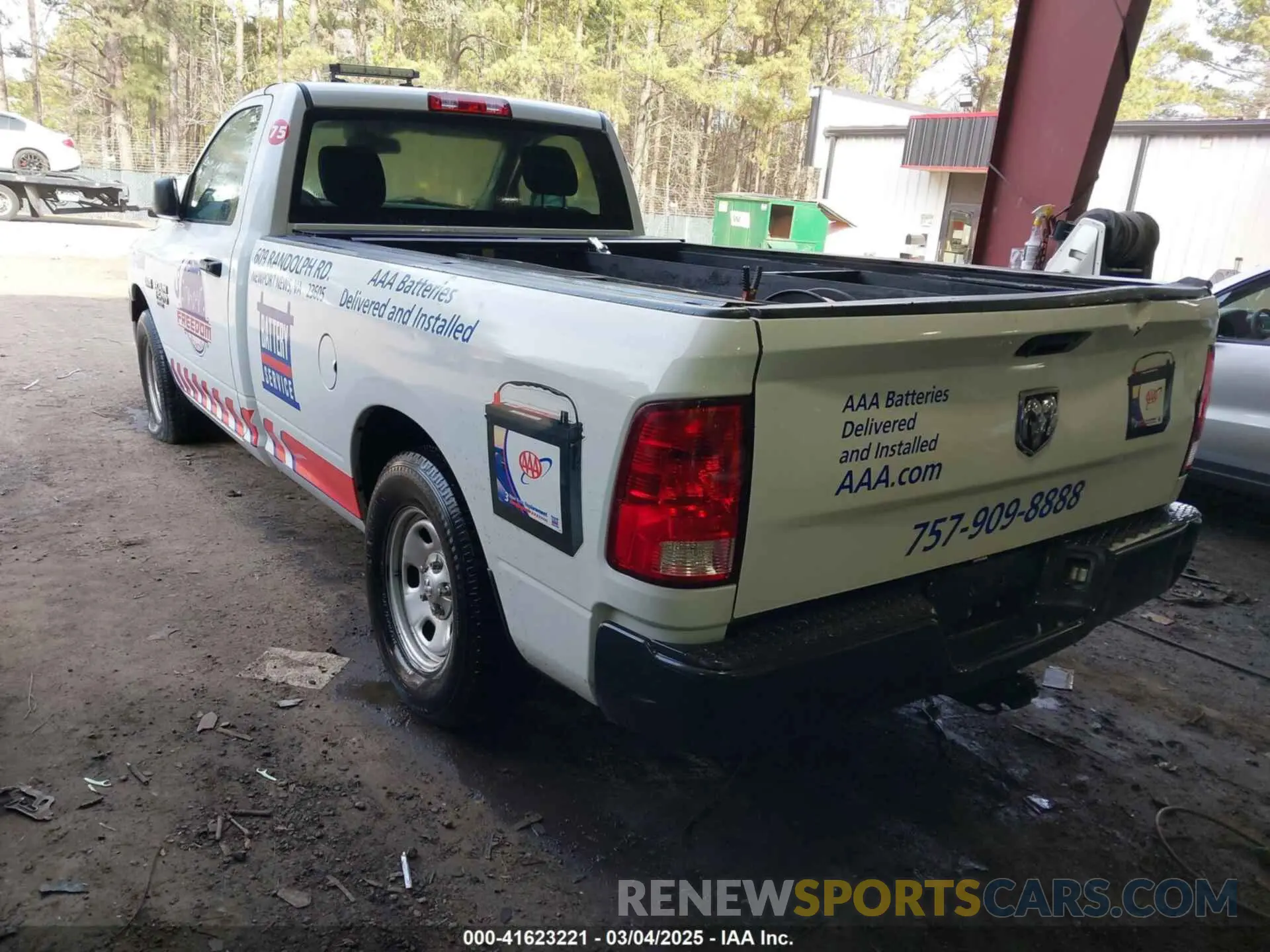 3 fotografías del automóvil dañado 3C6JR6DTXKG580090 RAM 1500 CLASSIC 2019