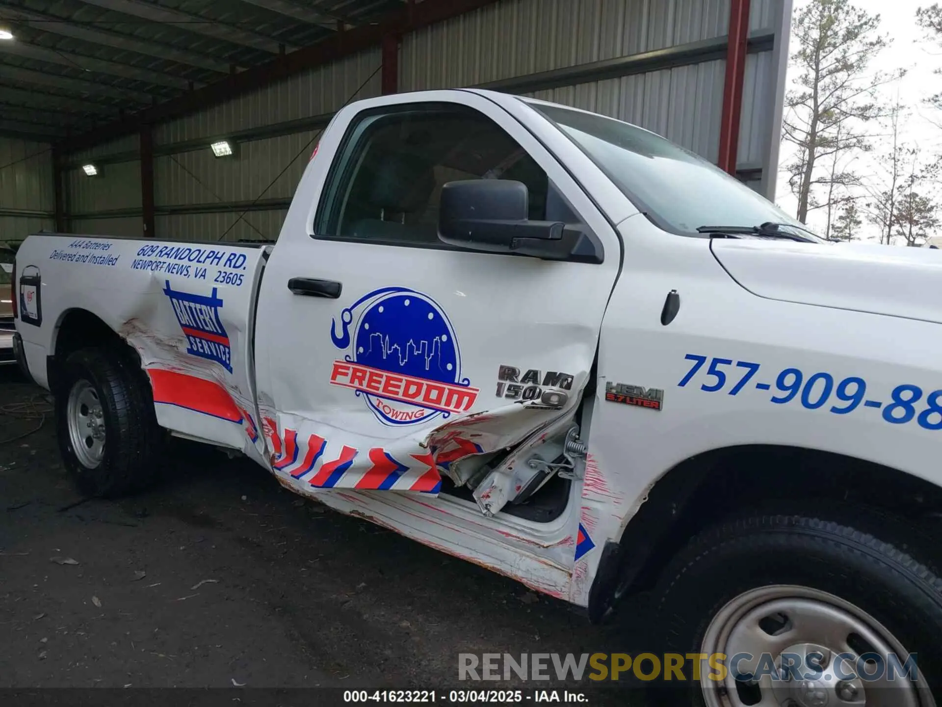 6 fotografías del automóvil dañado 3C6JR6DTXKG580090 RAM 1500 CLASSIC 2019