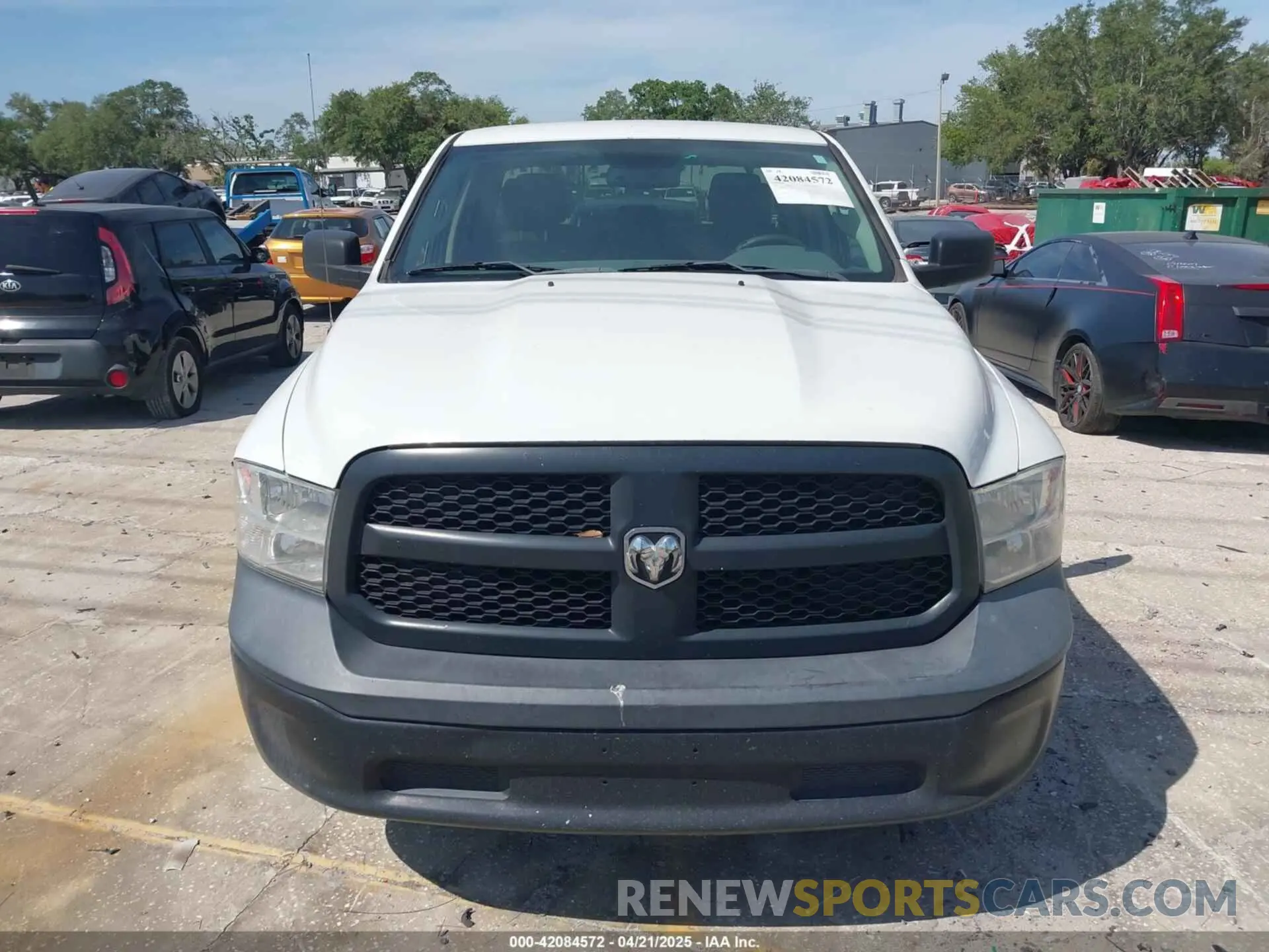 12 fotografías del automóvil dañado 1C6RR6FGXLS117749 RAM 1500 CLASSIC 2020