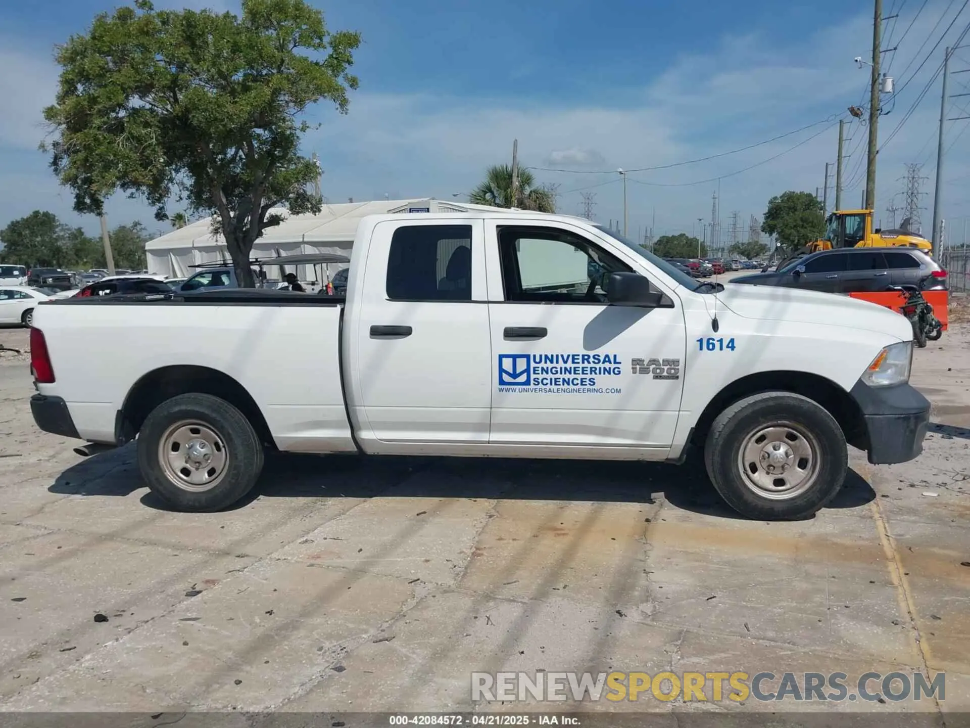 13 fotografías del automóvil dañado 1C6RR6FGXLS117749 RAM 1500 CLASSIC 2020