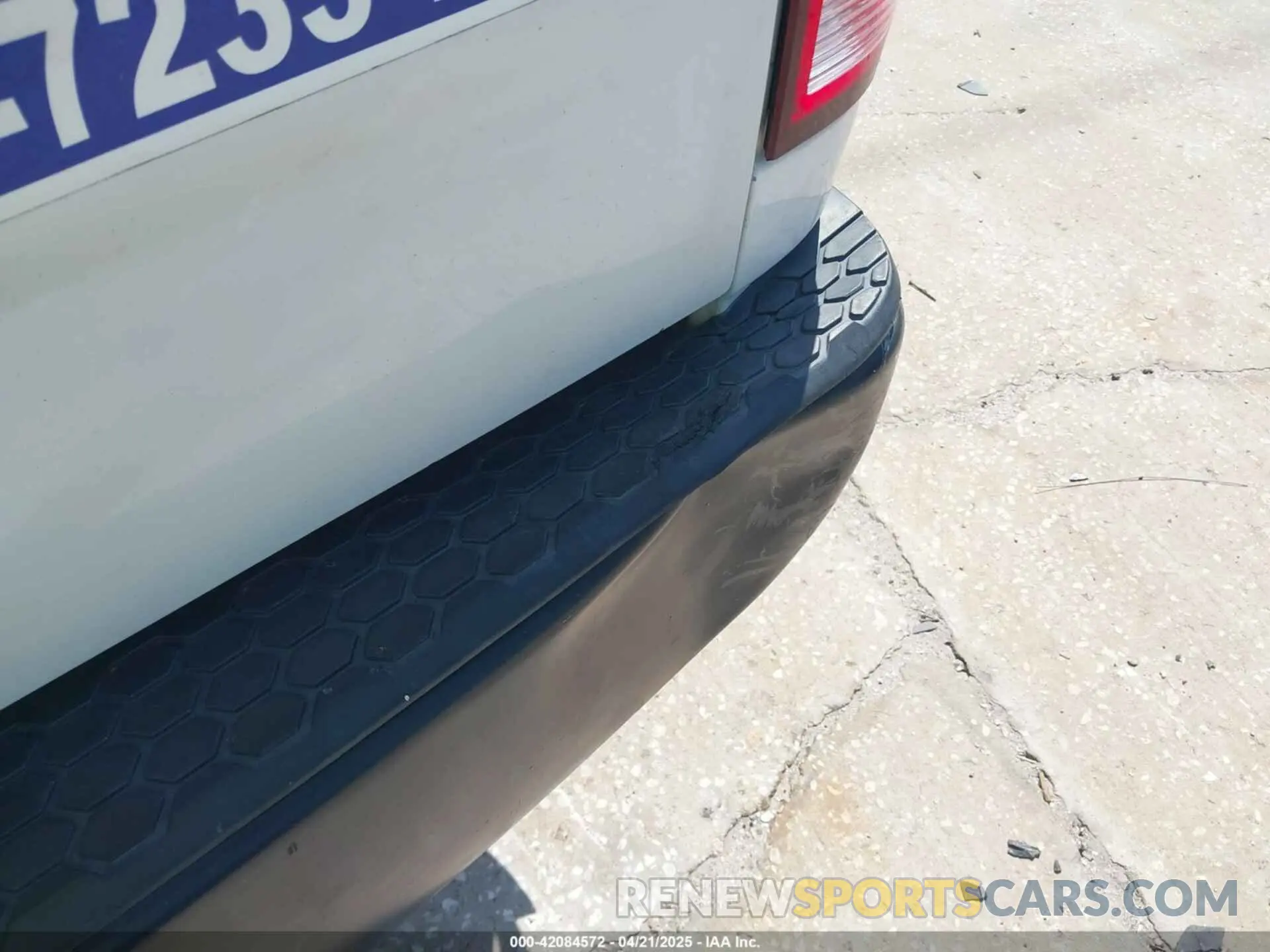6 fotografías del automóvil dañado 1C6RR6FGXLS117749 RAM 1500 CLASSIC 2020