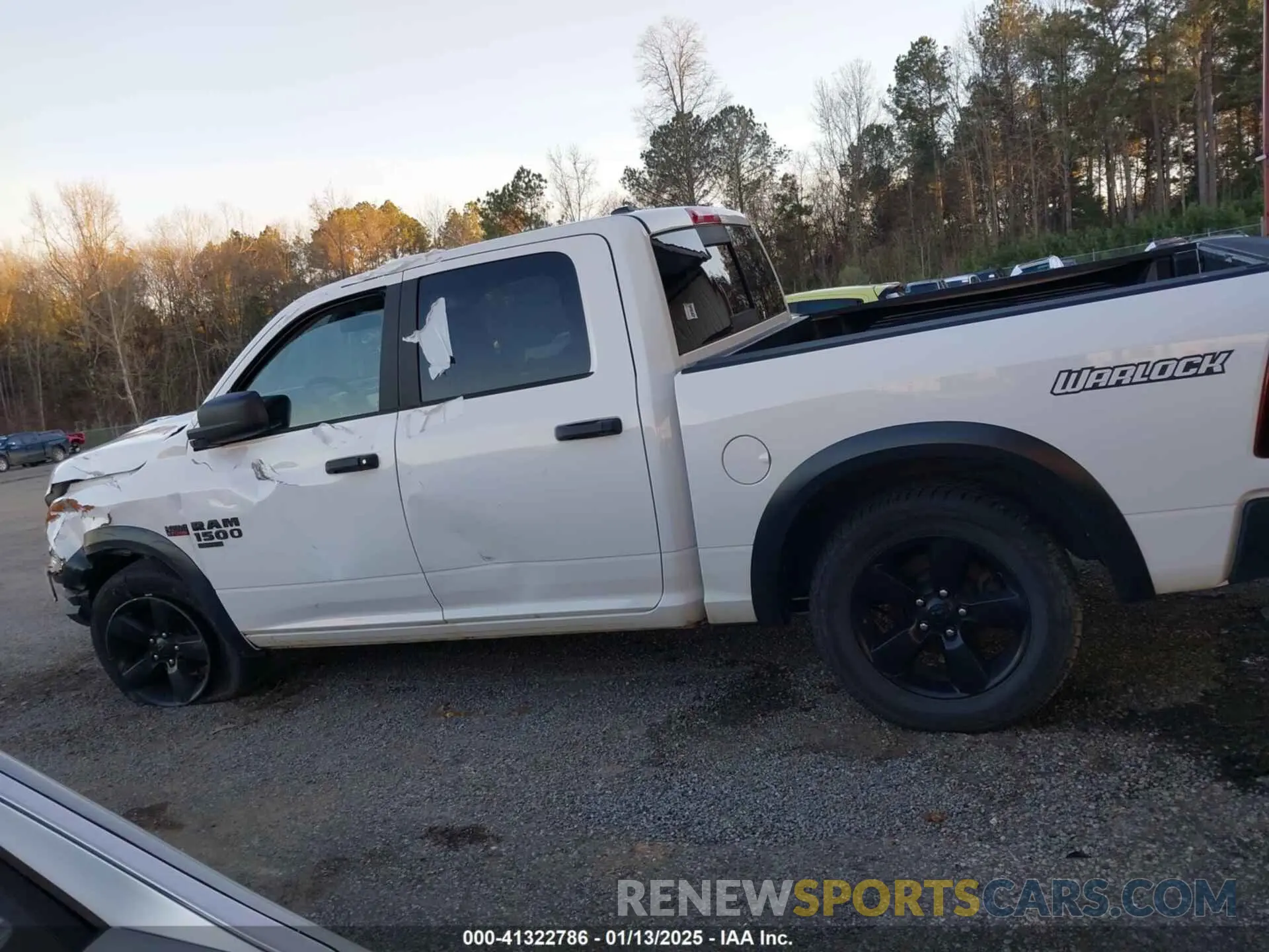 14 fotografías del automóvil dañado 1C6RR6LT8LS157622 RAM 1500 CLASSIC 2020