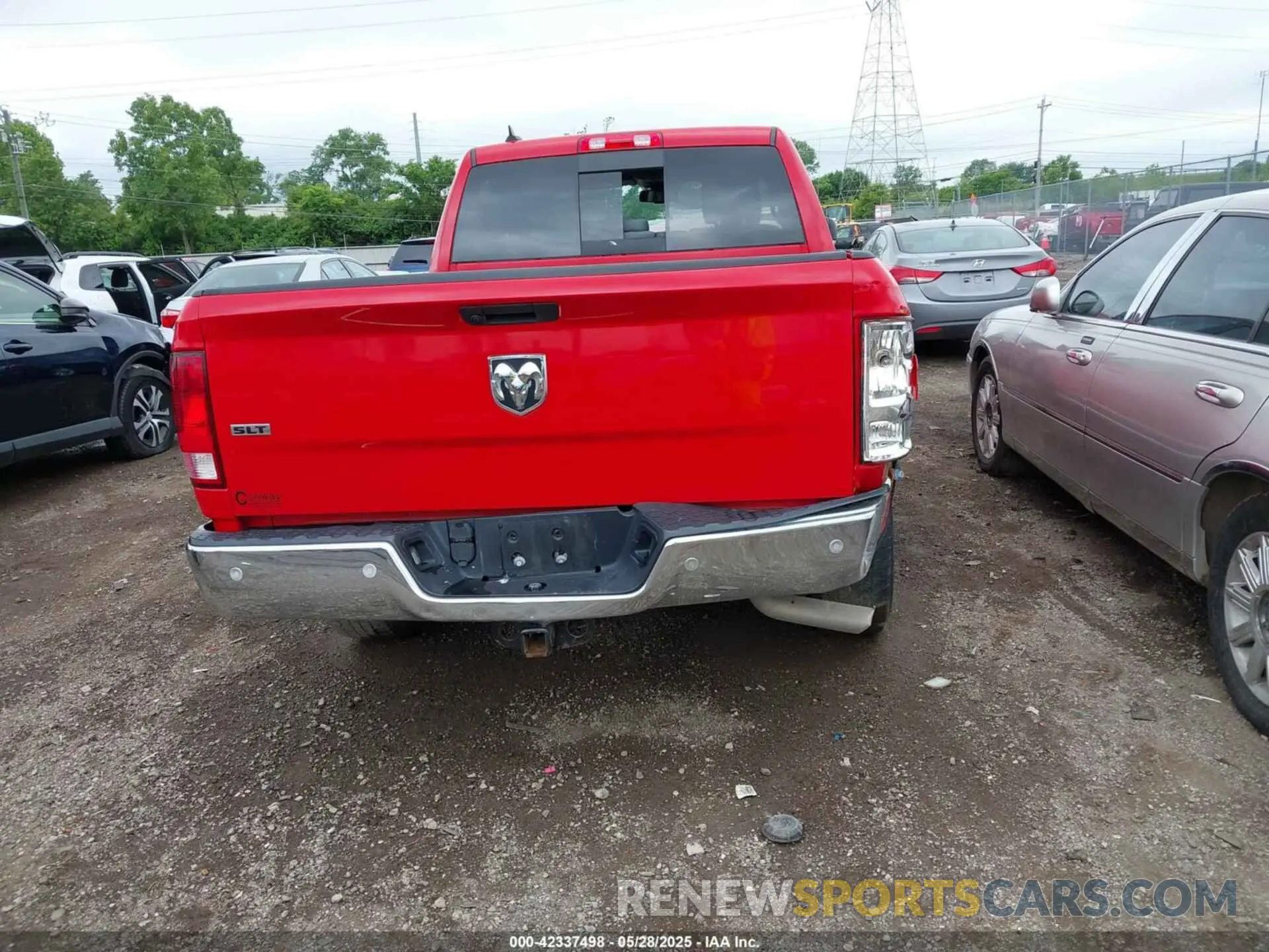 16 fotografías del automóvil dañado 1C6RR6TT1LS135171 RAM 1500 CLASSIC 2020