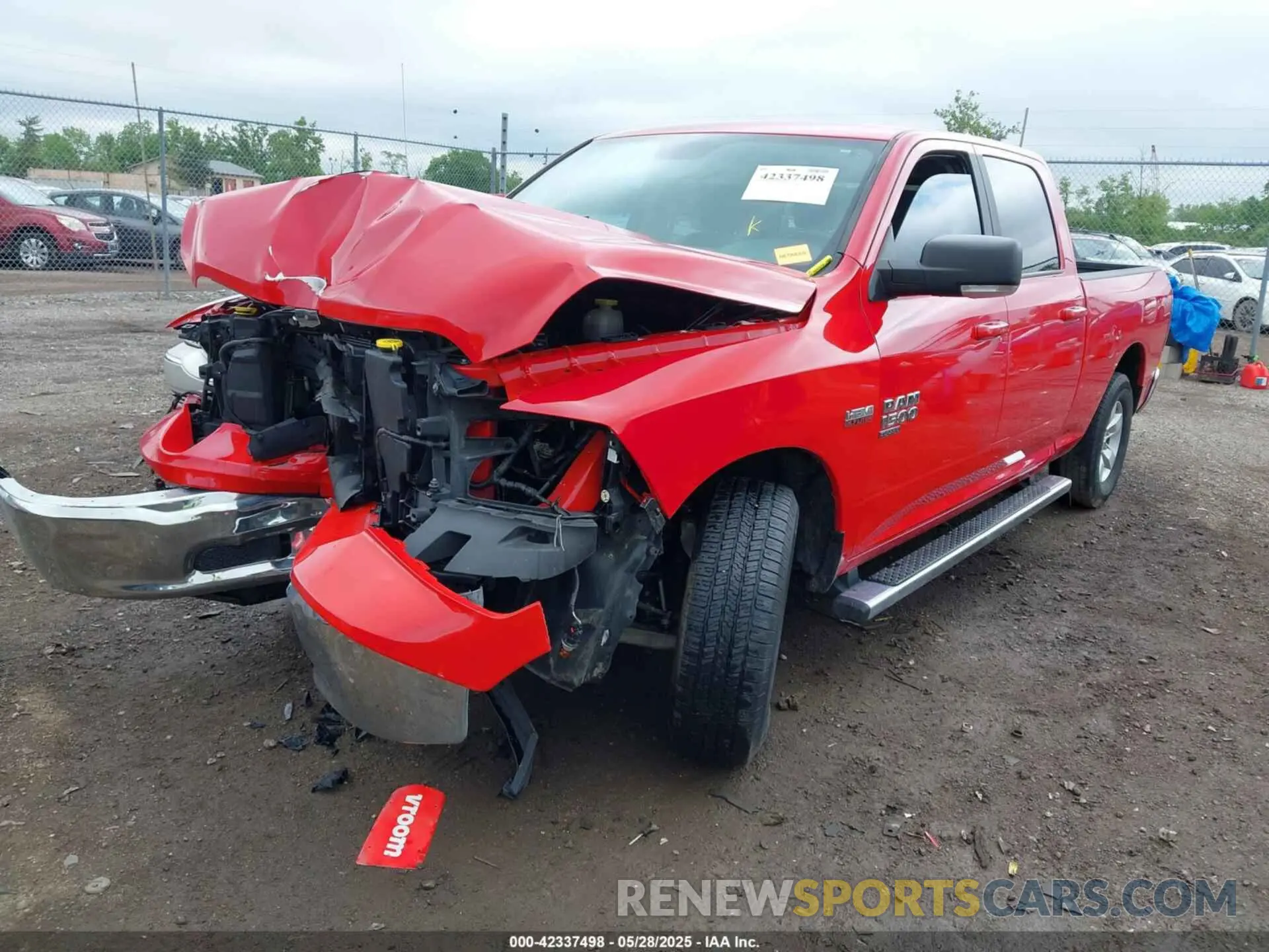 2 fotografías del automóvil dañado 1C6RR6TT1LS135171 RAM 1500 CLASSIC 2020