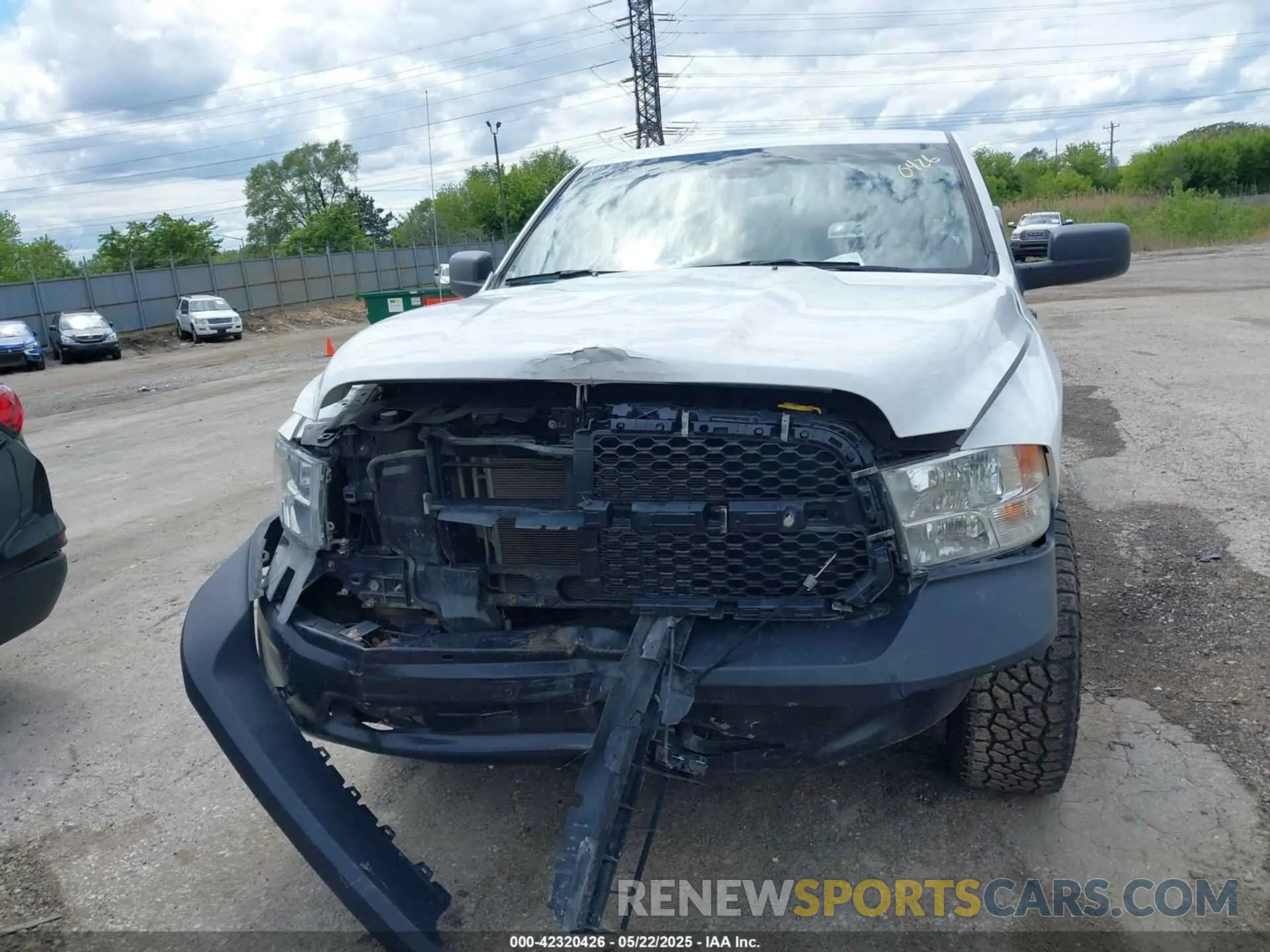 12 fotografías del automóvil dañado 1C6RR7FT3LS131480 RAM 1500 CLASSIC 2020