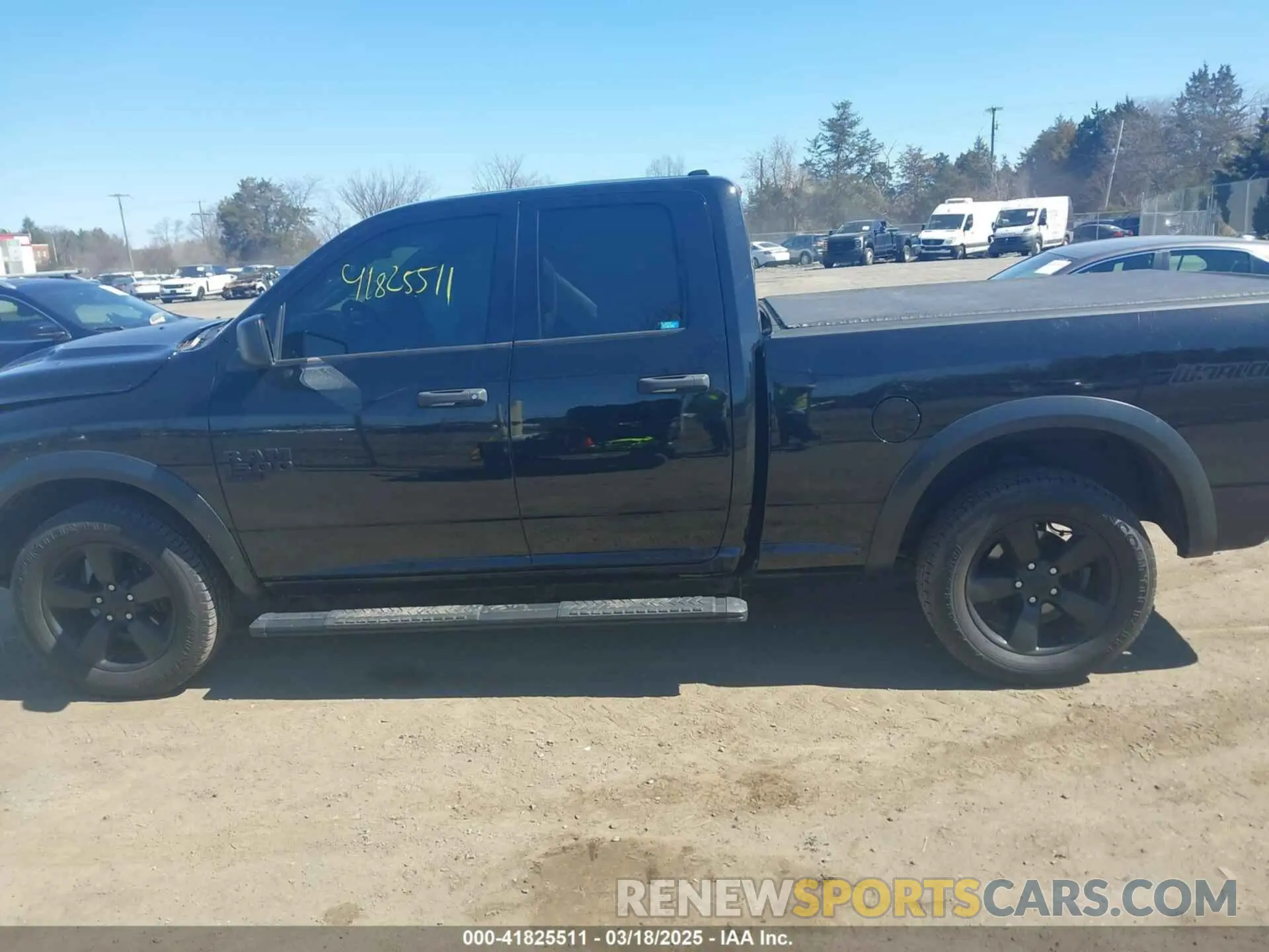 14 fotografías del automóvil dañado 1C6RR7GG5LS138027 RAM 1500 CLASSIC 2020