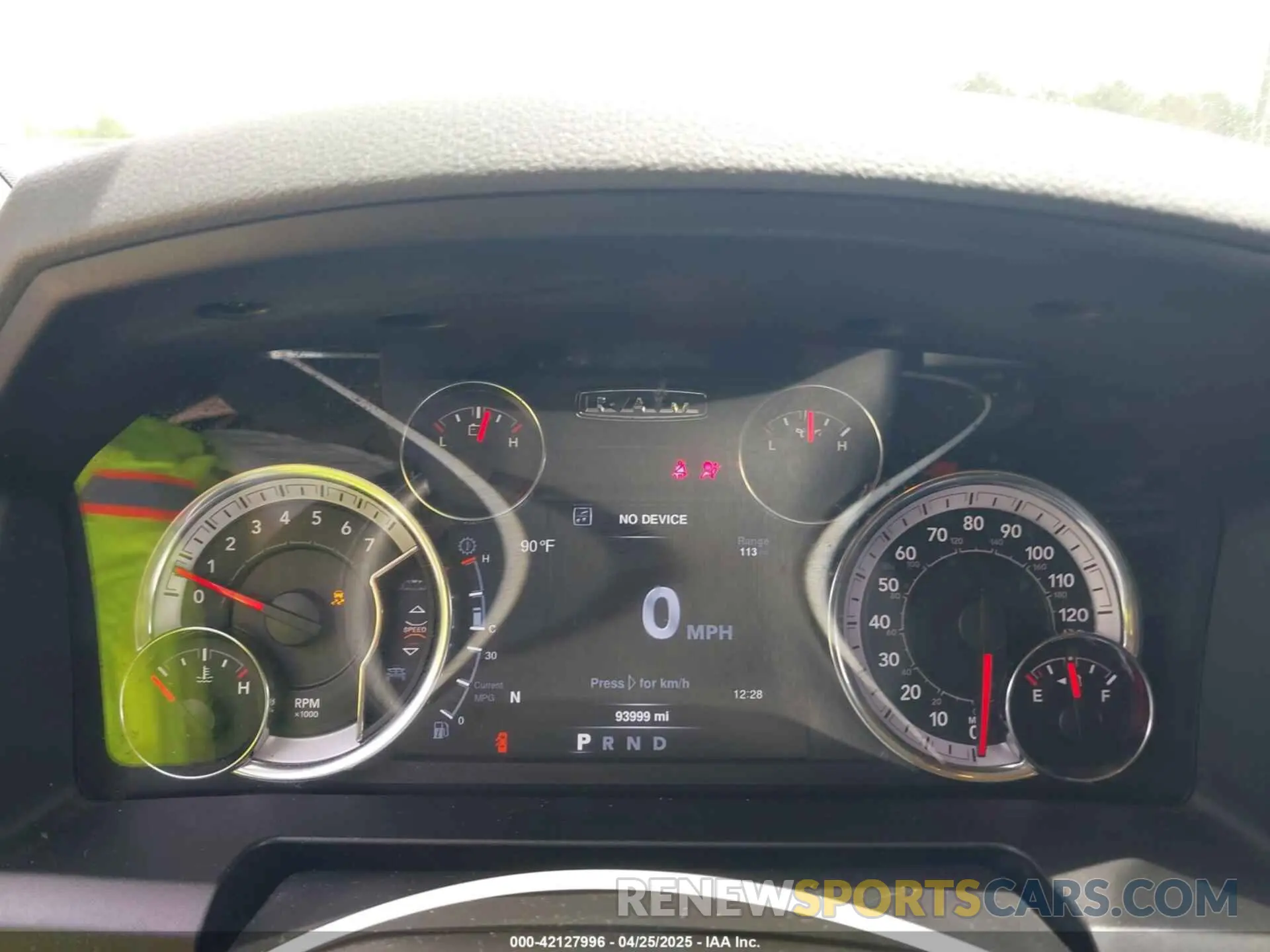 7 fotografías del automóvil dañado 1C6RR7GT5LS160431 RAM 1500 CLASSIC 2020