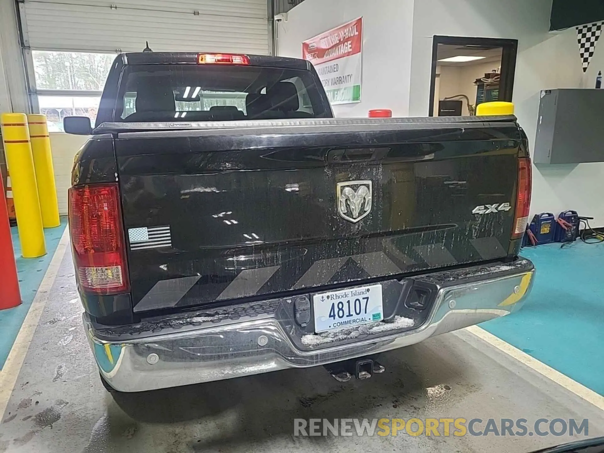 12 fotografías del automóvil dañado 1C6RR7KG7LS157704 RAM 1500 CLASSIC 2020
