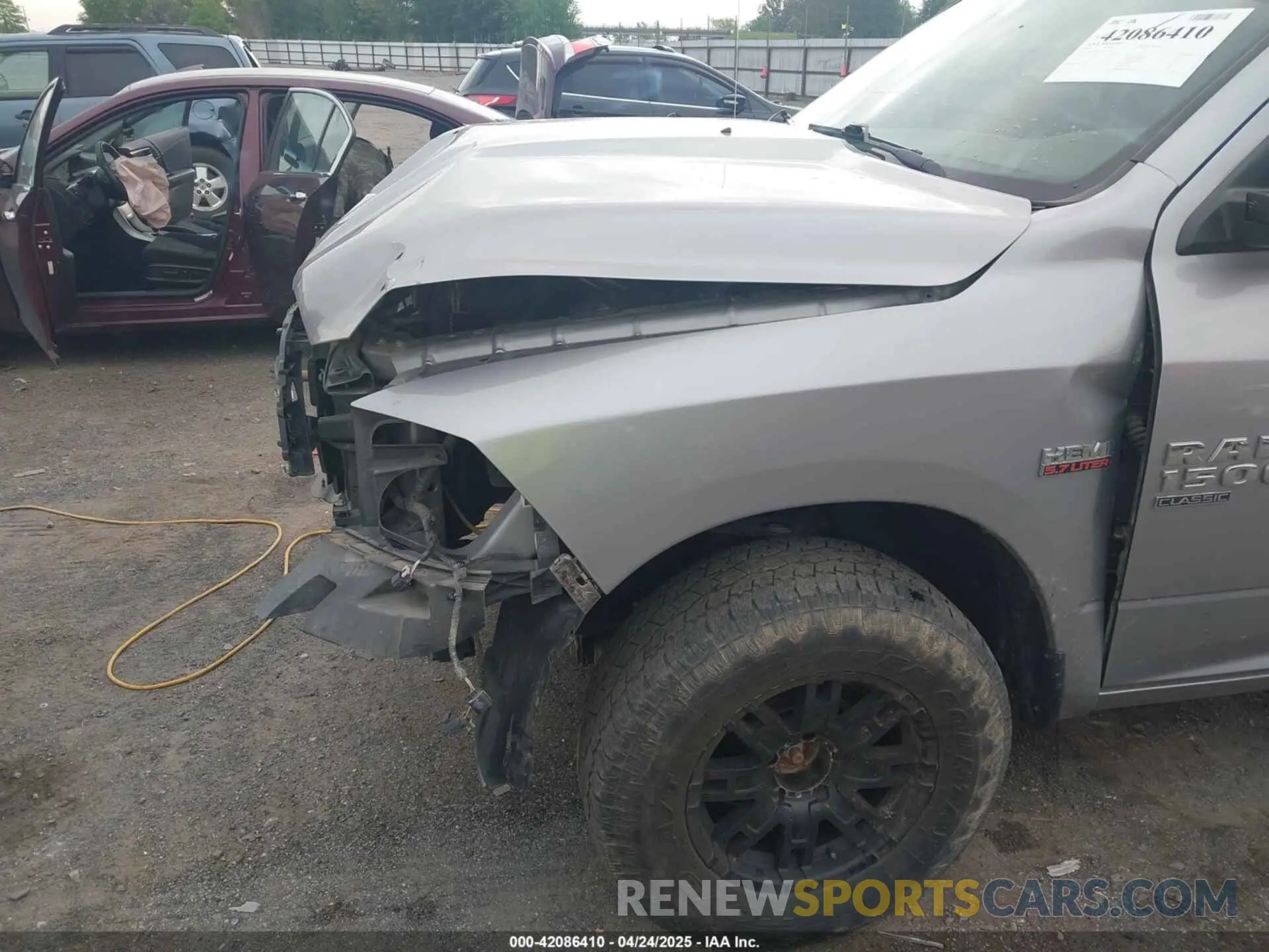 18 fotografías del automóvil dañado 1C6RR7KT4LS127377 RAM 1500 CLASSIC 2020
