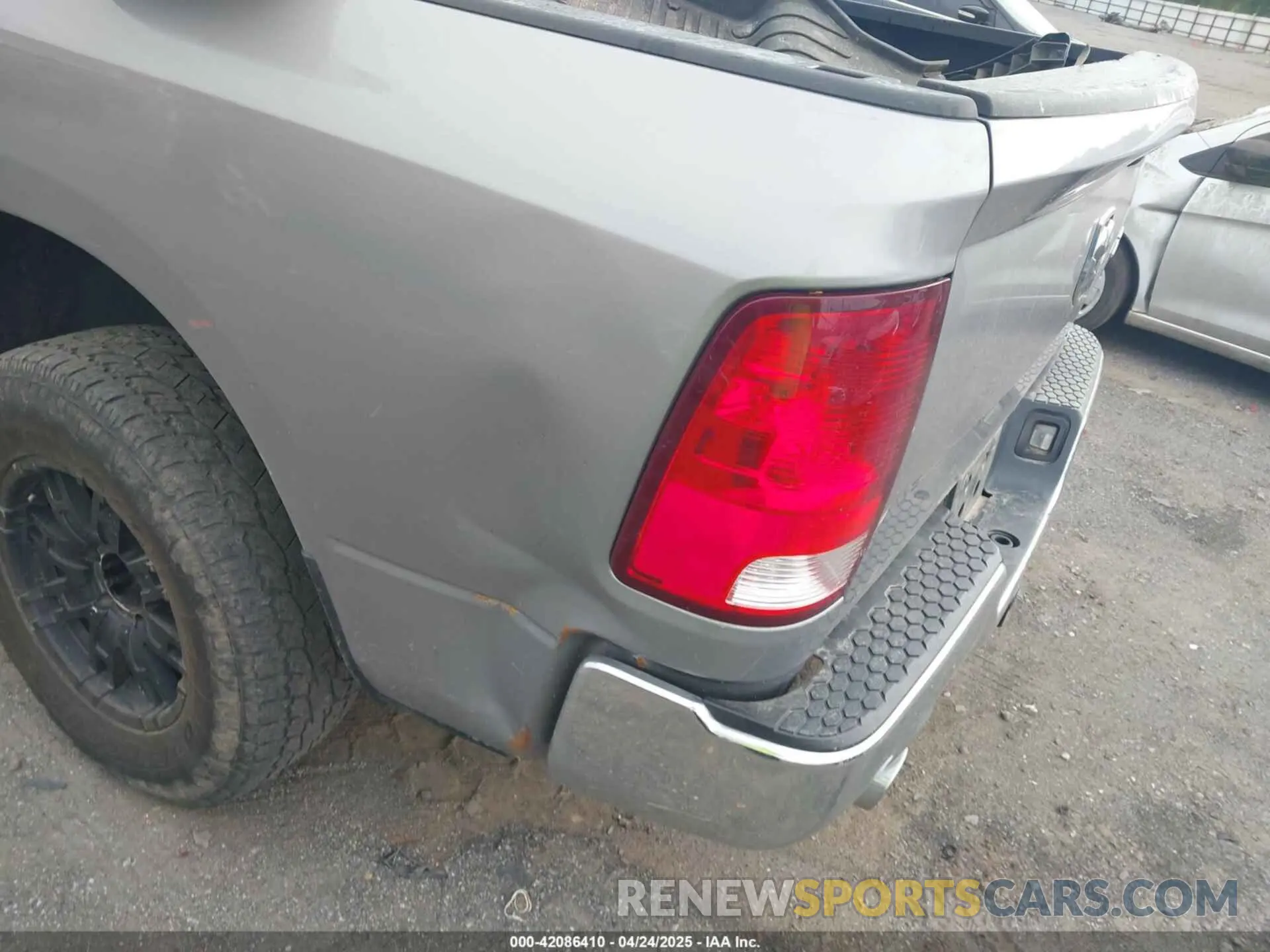 20 fotografías del automóvil dañado 1C6RR7KT4LS127377 RAM 1500 CLASSIC 2020